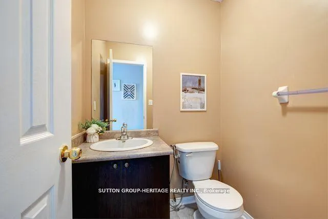 Photo 16 of 4 Hickman Road, Ajax, South East — HOMEH