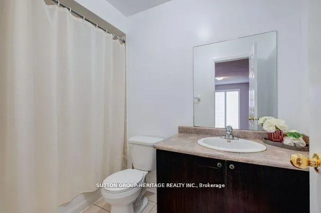 Photo 25 of 4 Hickman Road, Ajax, South East — HOMEH