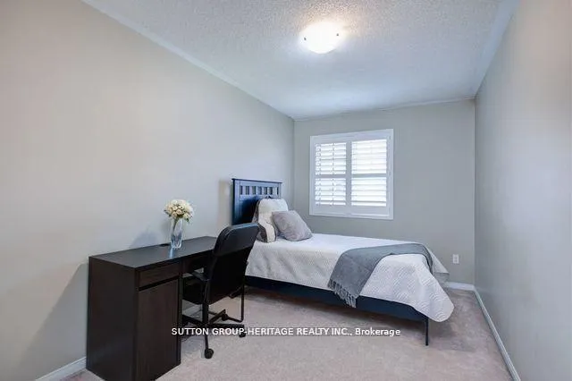 Photo 26 of 4 Hickman Road, Ajax, South East — HOMEH