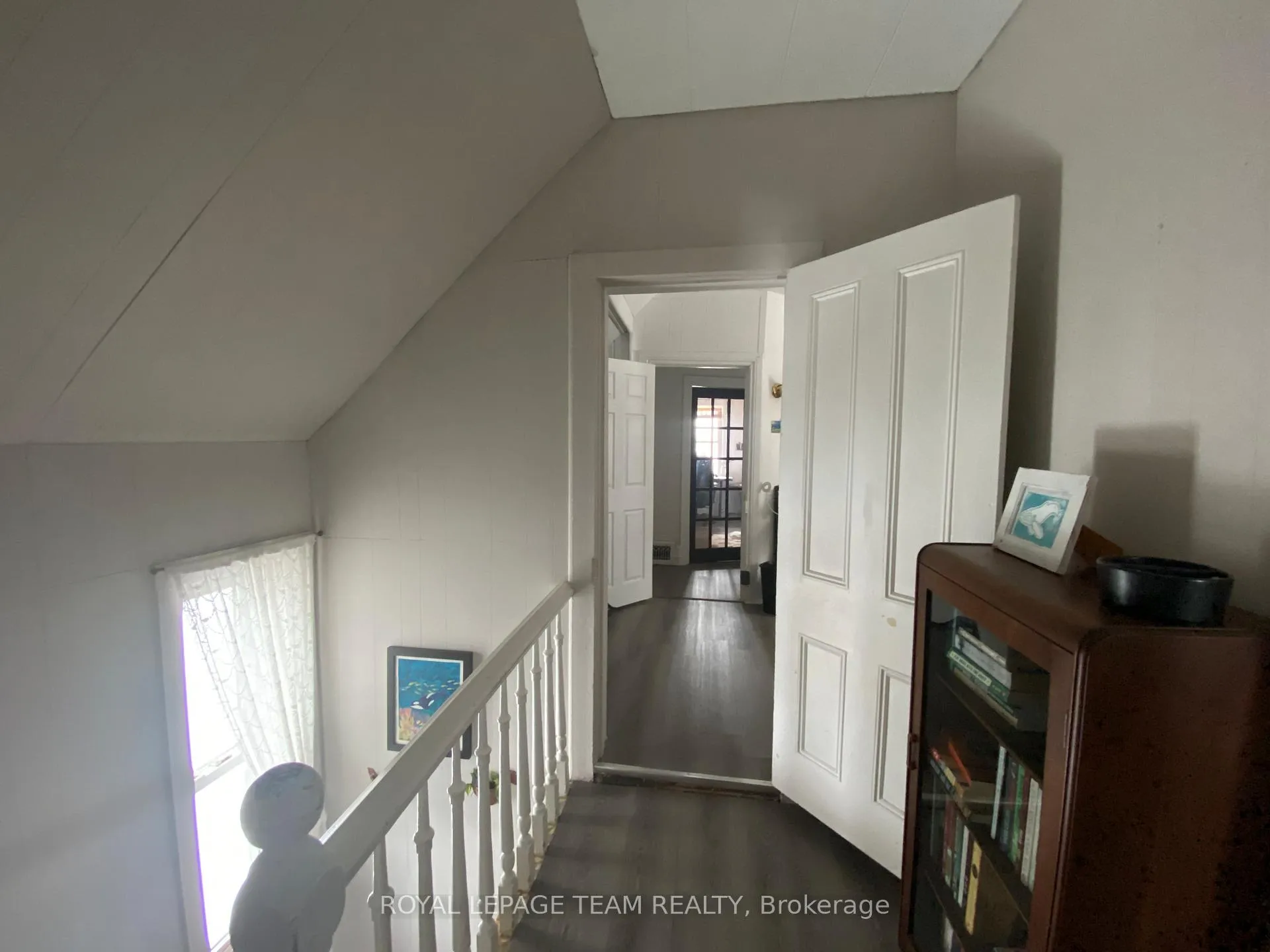 Photo 11 of 210 Baskin Drive E, Arnprior — HOMEH