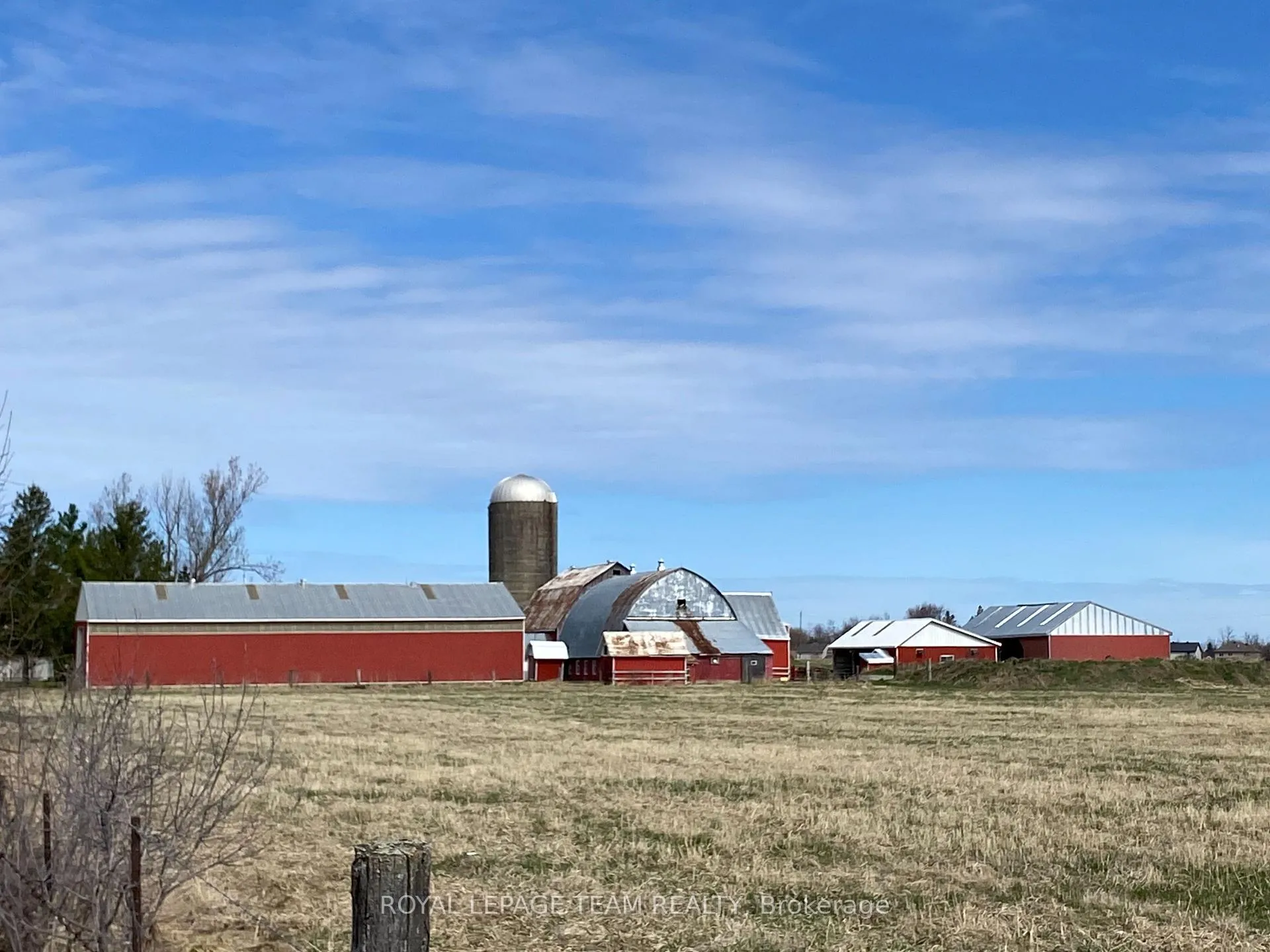 Photo 14 of 210 Baskin Drive E, Arnprior — HOMEH