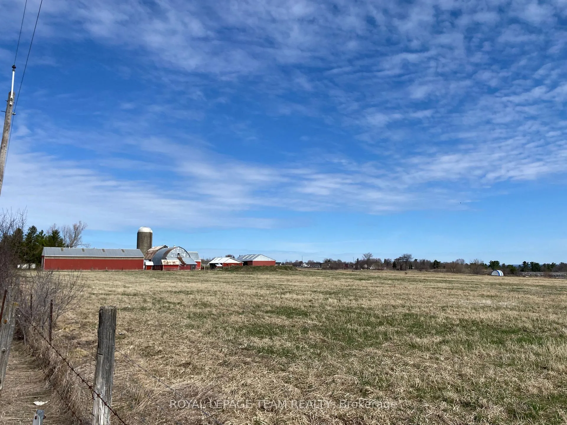 Photo 18 of 210 Baskin Drive E, Arnprior — HOMEH