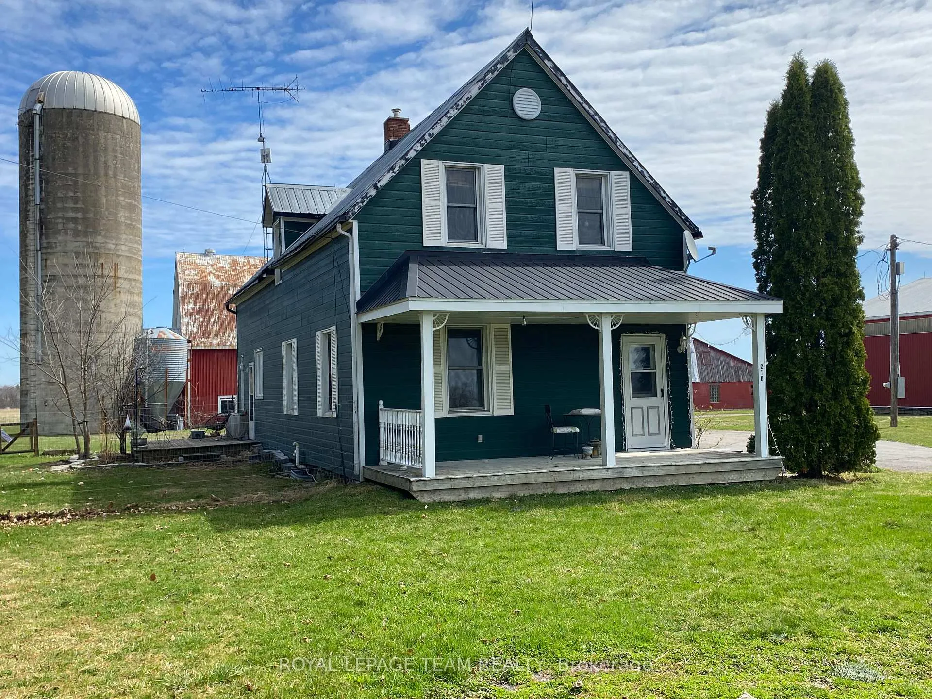 Photo 30 of 210 Baskin Drive E, Arnprior — HOMEH
