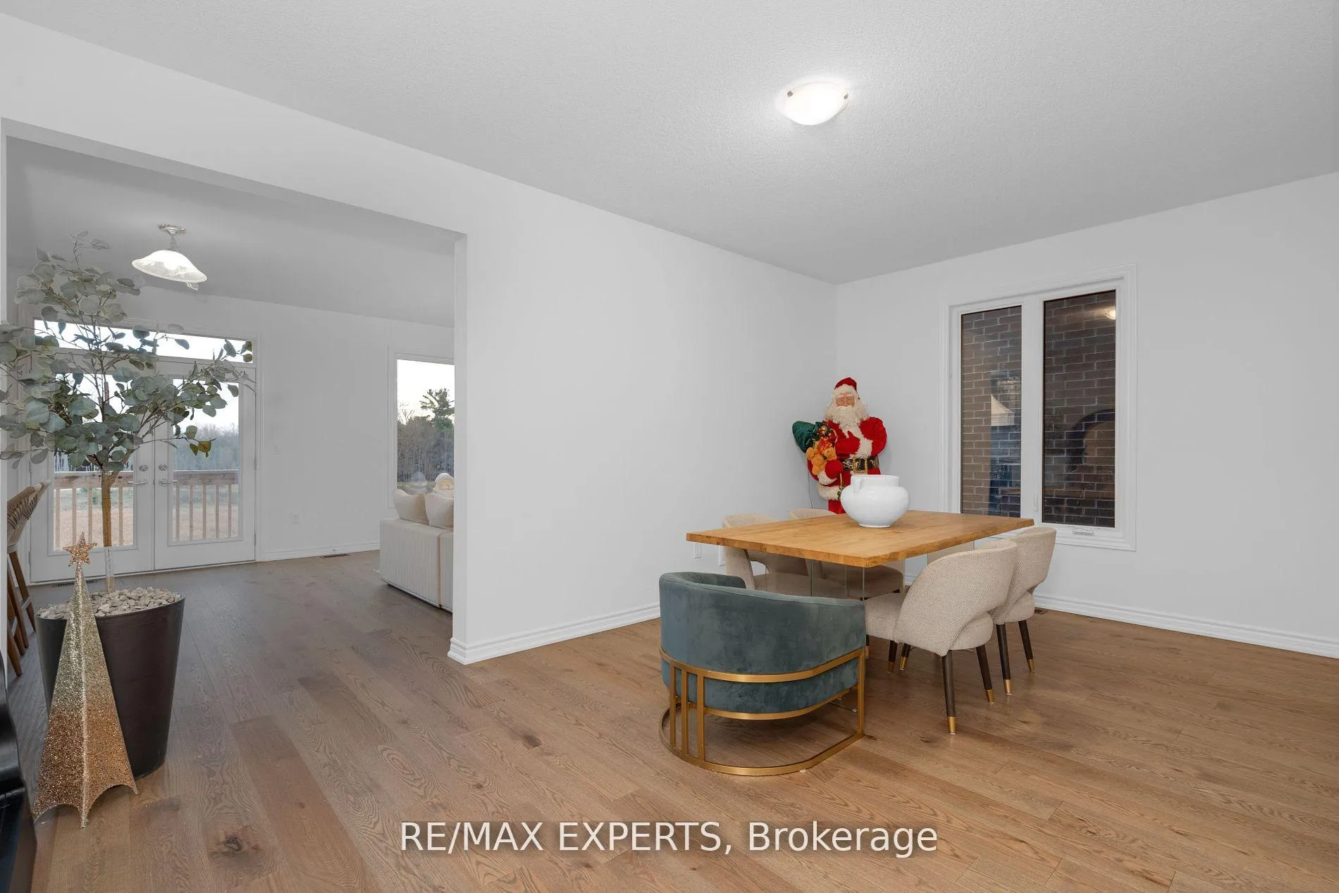 Photo 18 of 36 Shepherd Drive, Barrie, Rural Barrie Southeast — HOMEH