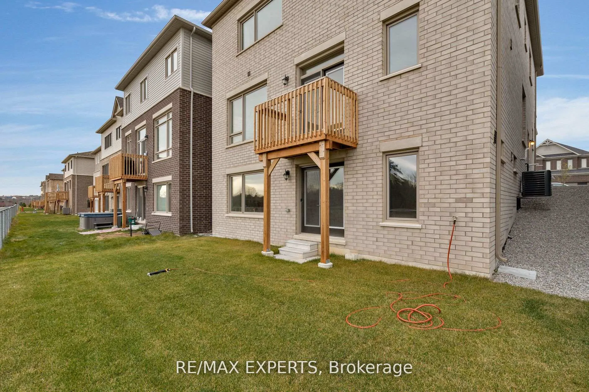 Photo 39 of 36 Shepherd Drive, Barrie, Rural Barrie Southeast — HOMEH
