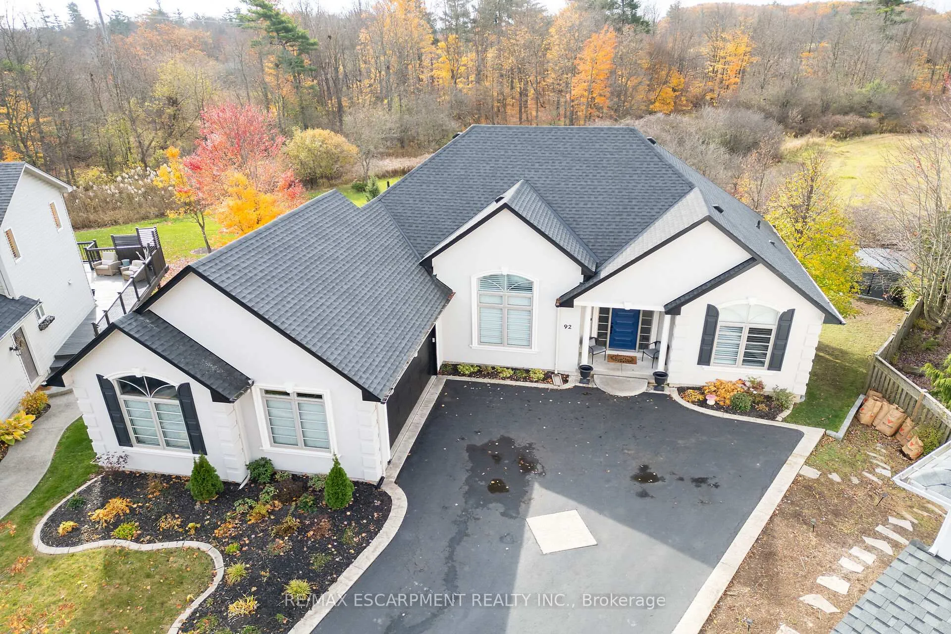 Photo 1 of 92 Celtic Drive, Haldimand — HOMEH