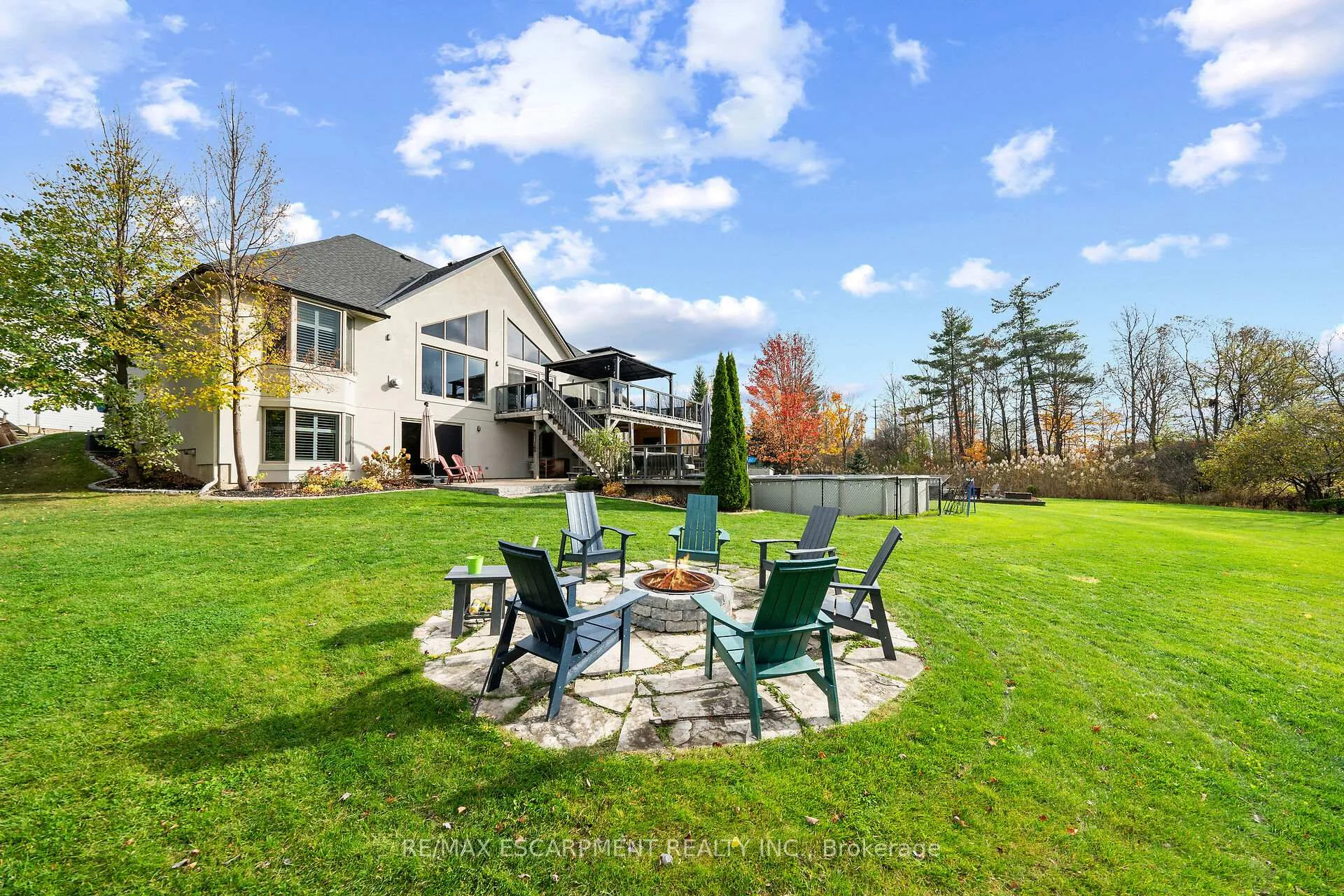Photo 34 of 92 Celtic Drive, Haldimand — HOMEH