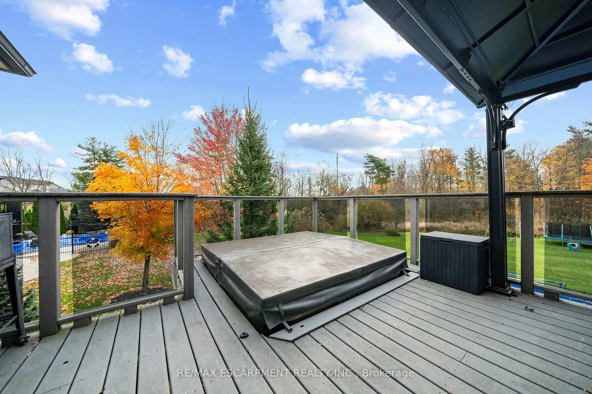 Photo 39 of 92 Celtic Drive, Haldimand — HOMEH