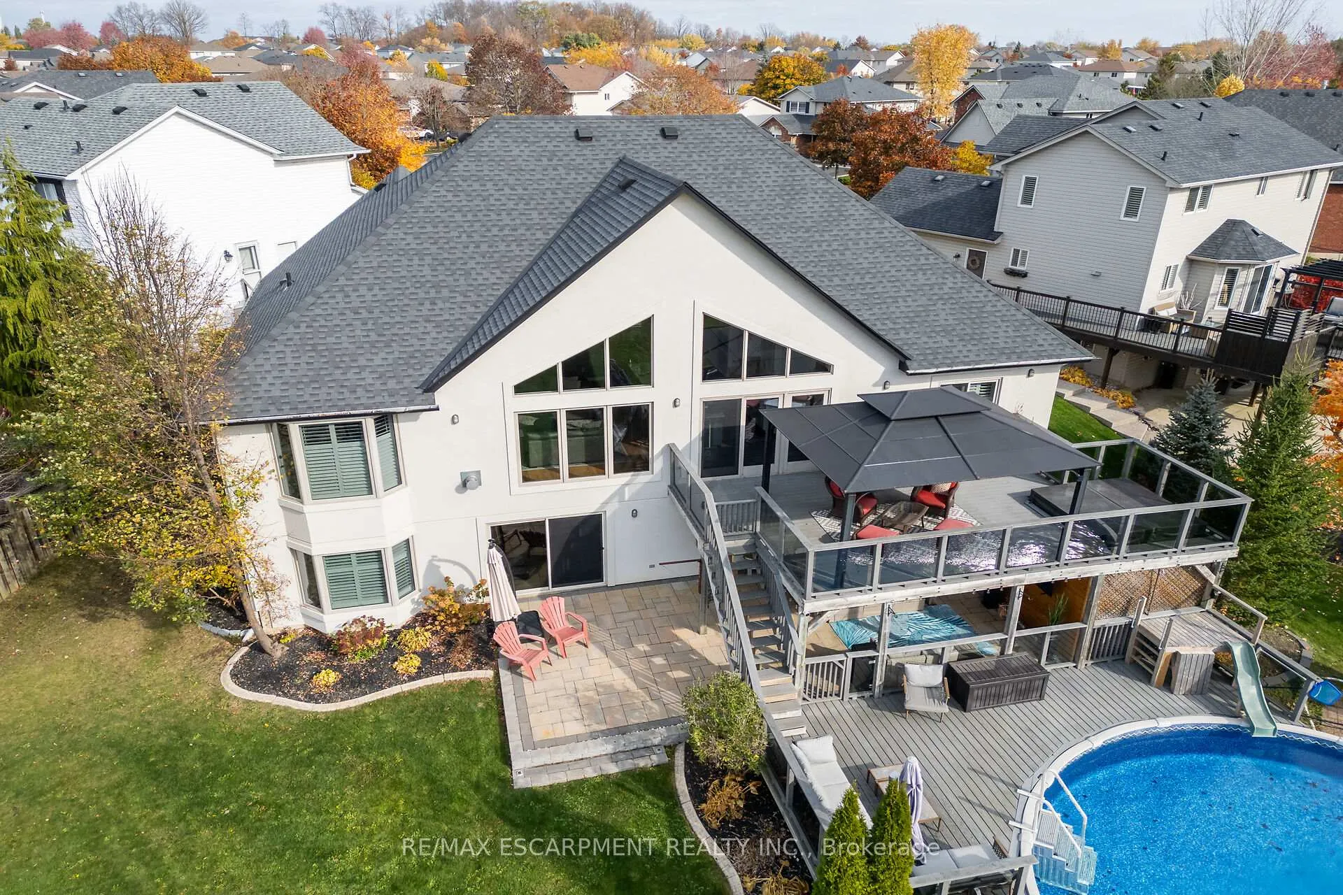 Photo 43 of 92 Celtic Drive, Haldimand — HOMEH
