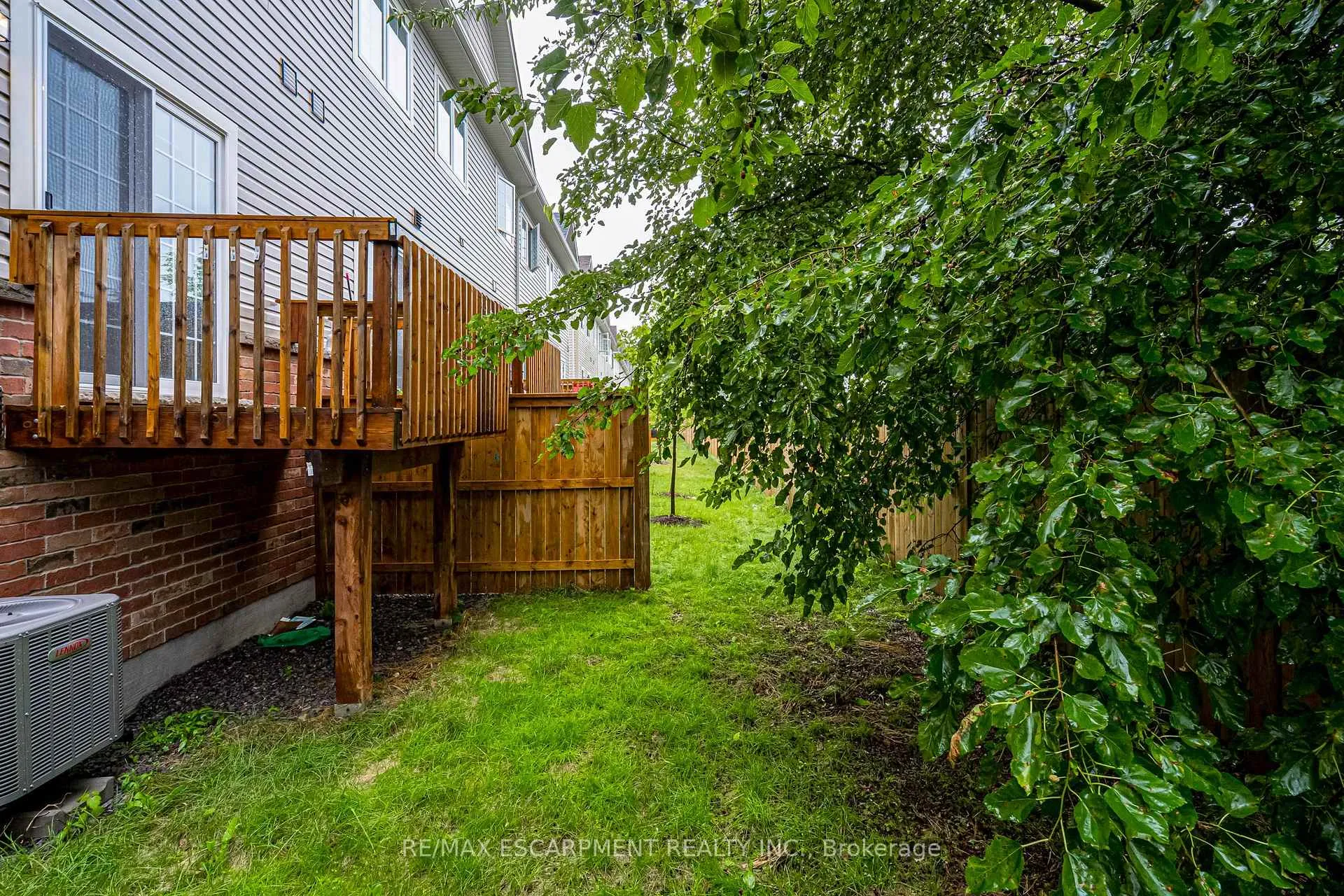 Photo 23 of 70 Dewberry Drive, Kitchener — HOMEH