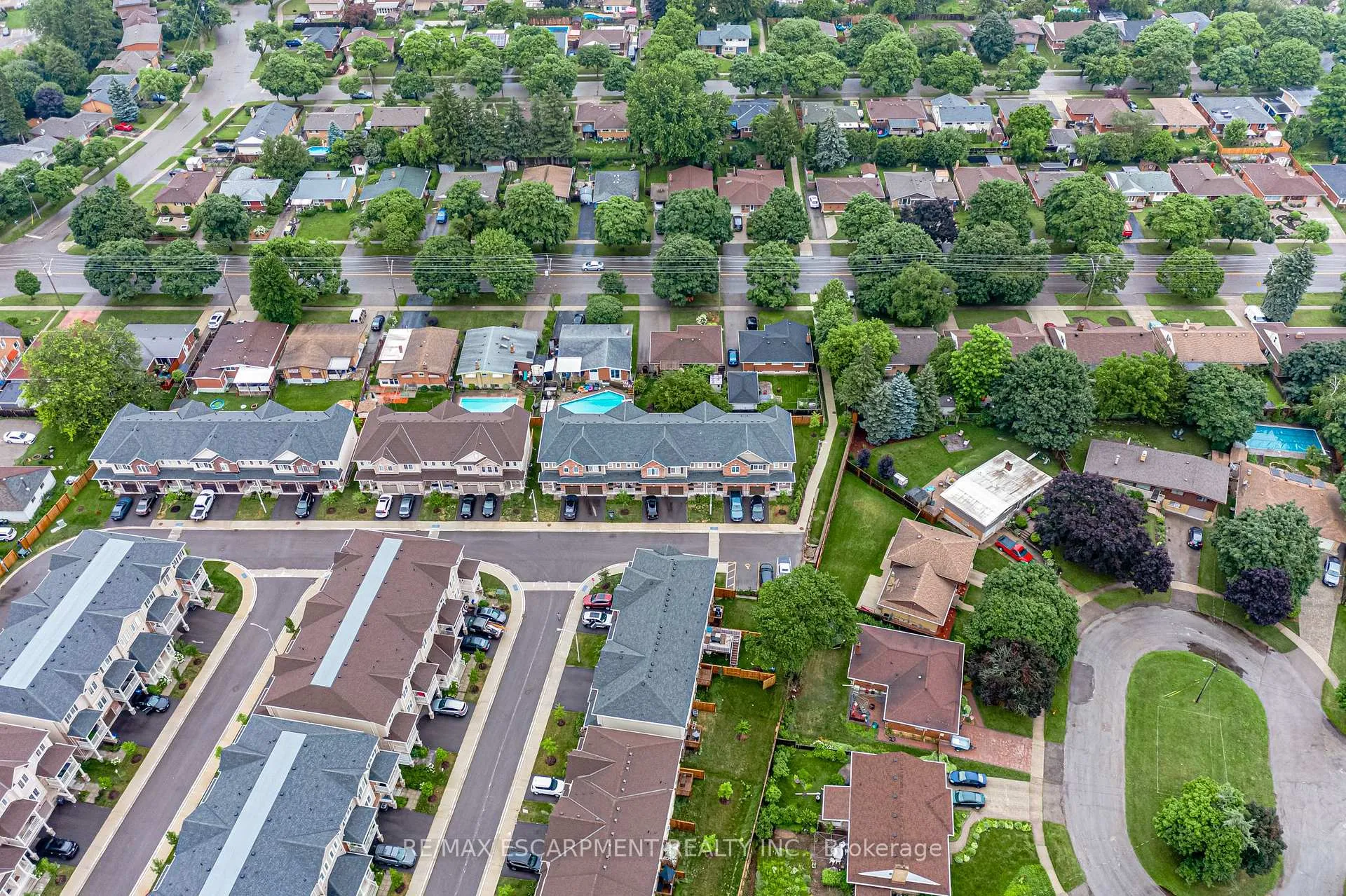 Photo 26 of 70 Dewberry Drive, Kitchener — HOMEH