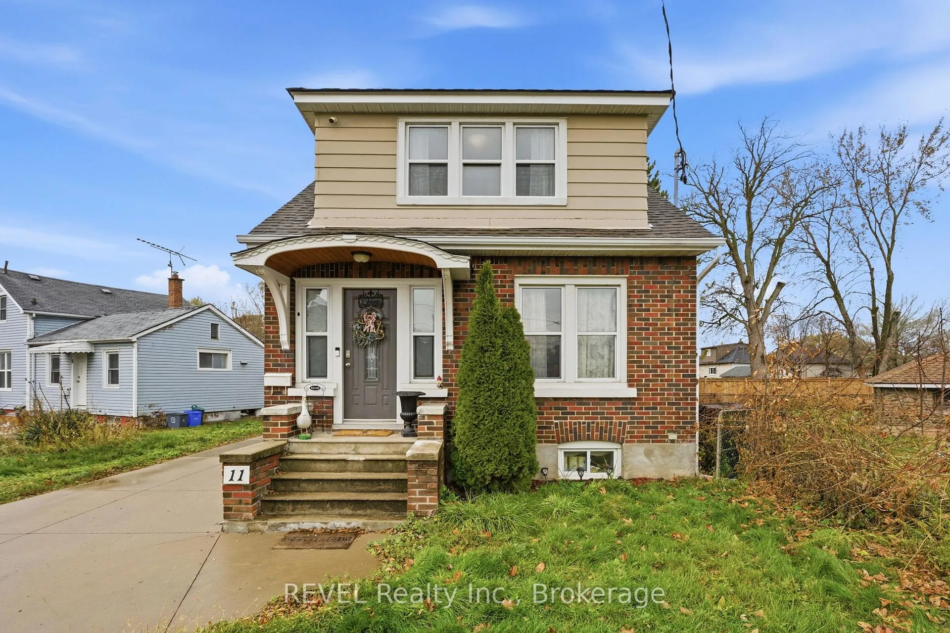 Front of 11 Facer Street