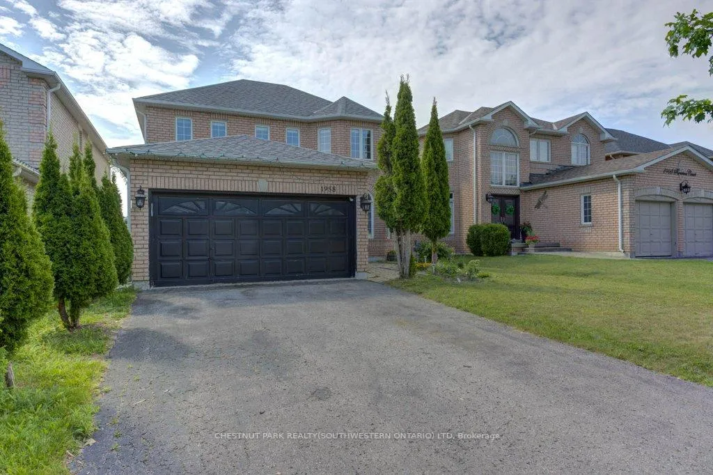 Photo 2 of 1958 Romina Court, Innisfil, Alcona — HOMEH