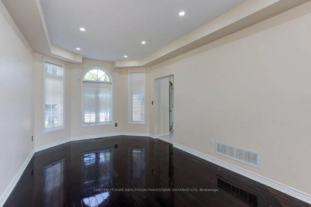 Photo 9 of 1958 Romina Court, Innisfil, Alcona — HOMEH
