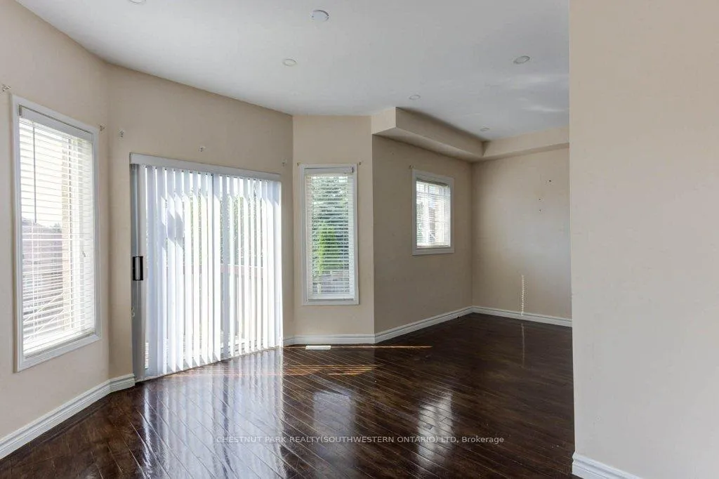 Photo 12 of 1958 Romina Court, Innisfil, Alcona — HOMEH