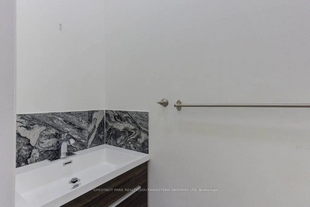 Photo 20 of 1958 Romina Court, Innisfil, Alcona — HOMEH
