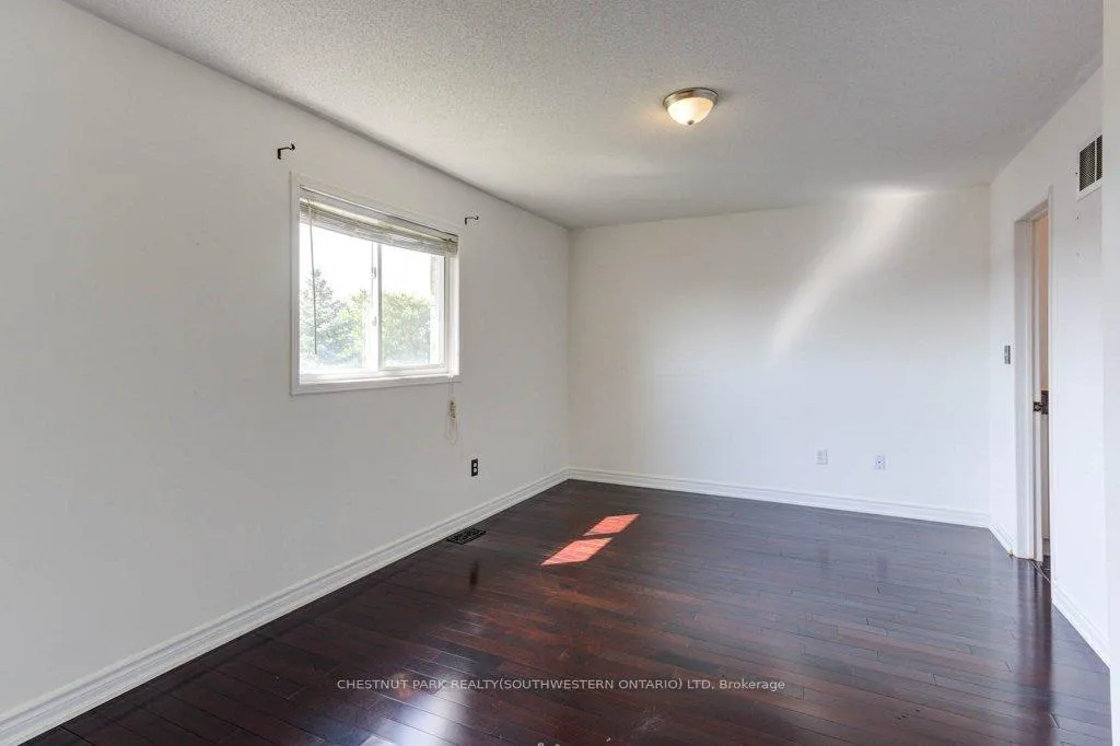 Photo 25 of 1958 Romina Court, Innisfil, Alcona — HOMEH