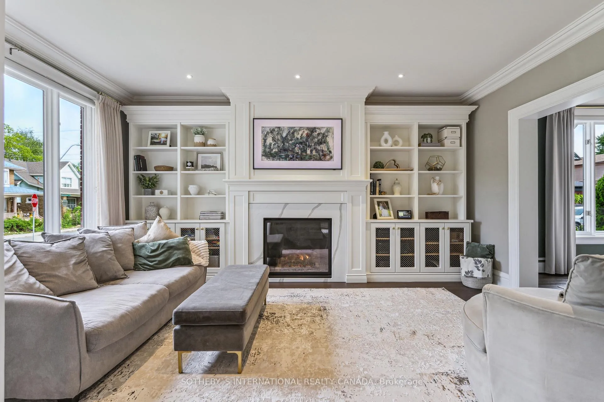 Photo 7 of 972 Montclair Avenue, Hamilton, Delta — HOMEH