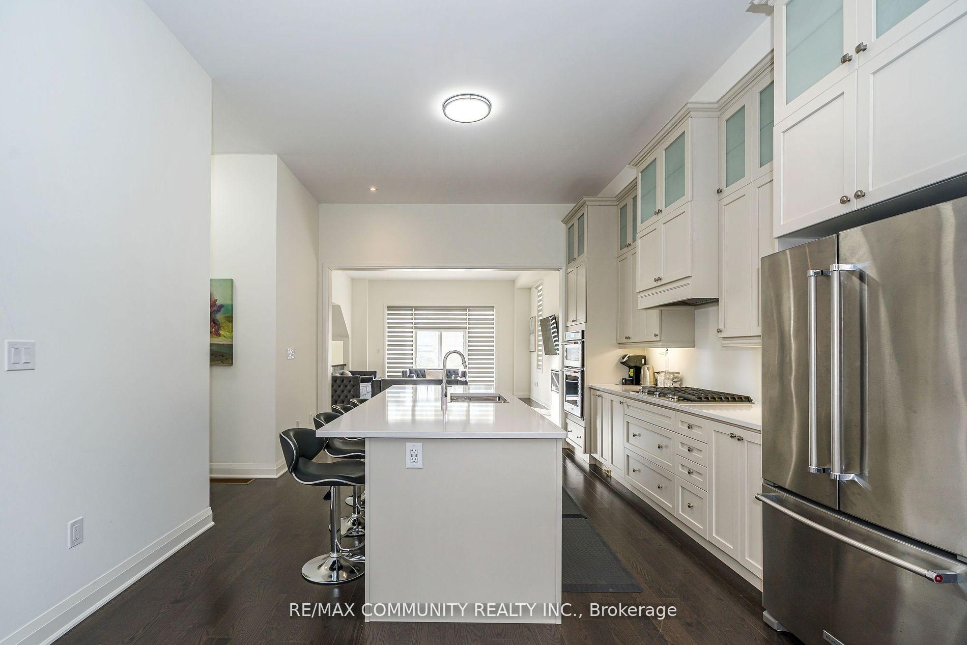 Photo 16 of 2 Crows Nest Lane, Clarington, Bowmanville — HOMEH