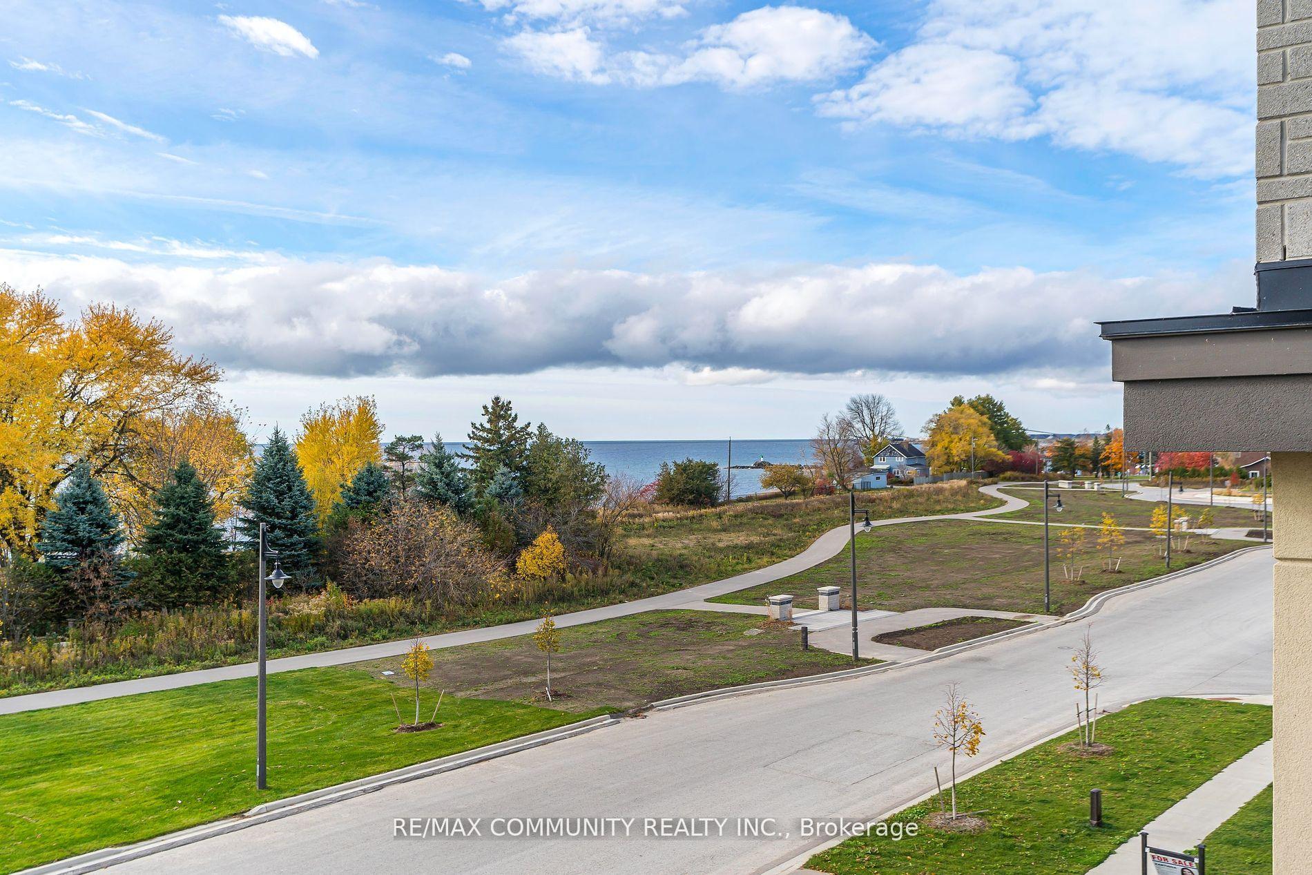 Photo 38 of 2 Crows Nest Lane, Clarington, Bowmanville — HOMEH