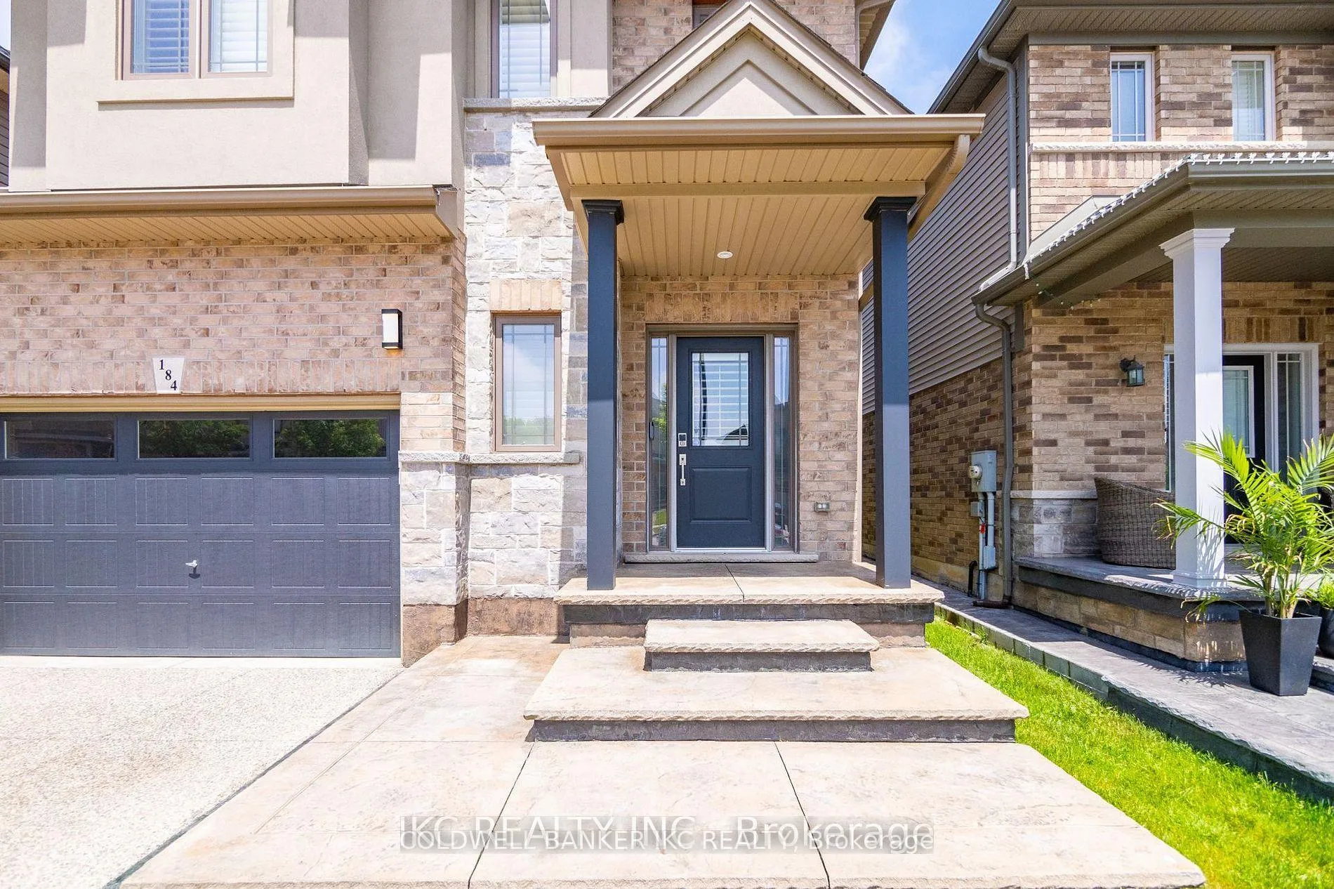 Photo 4 of 184 Pumpkin Pass, Hamilton, Binbrook — HOMEH