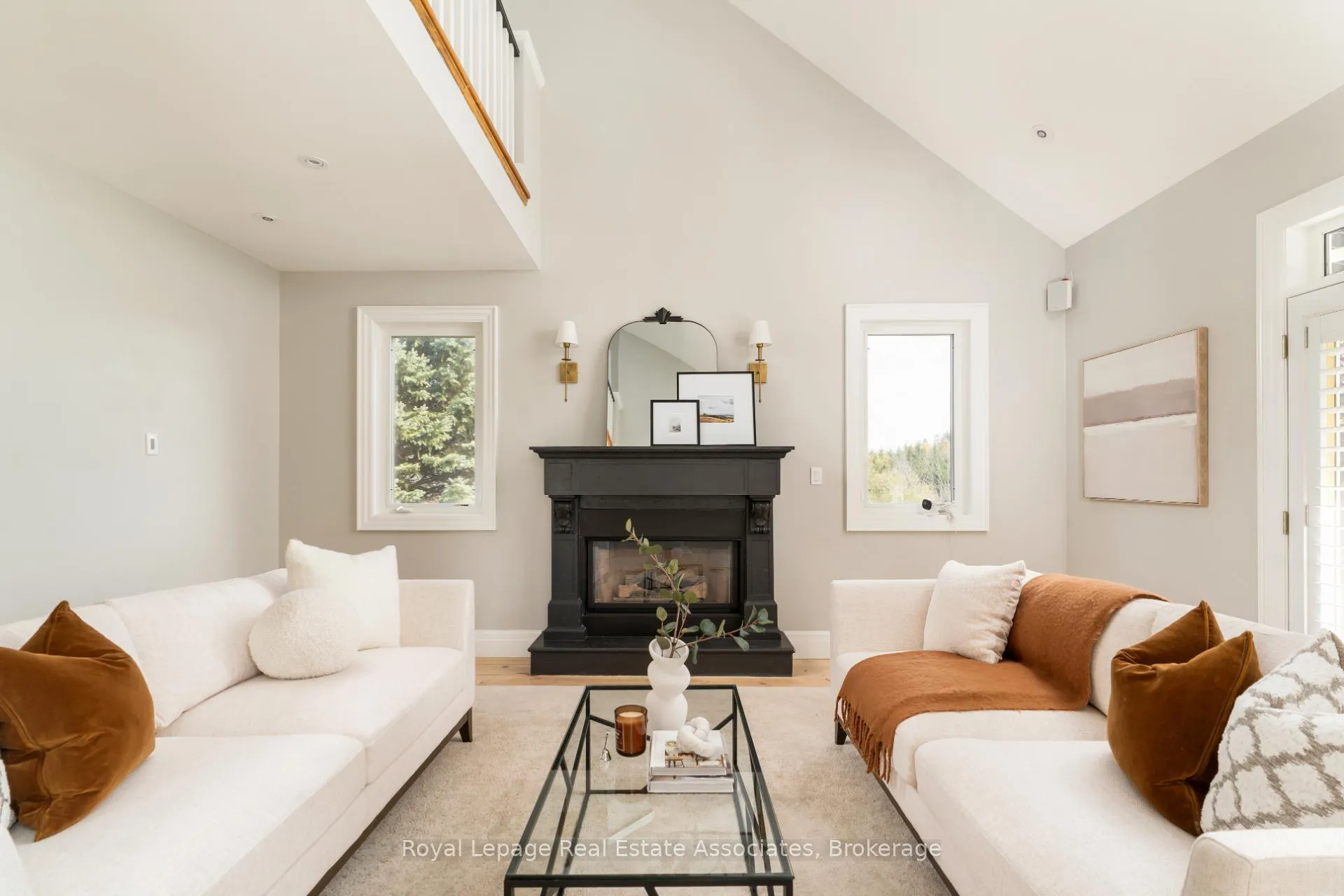 Photo 5 of 50 Lyonsview Lane, Caledon, Cheltenham — HOMEH