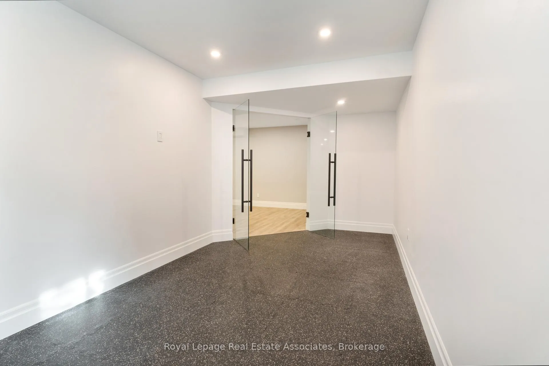 Photo 37 of 50 Lyonsview Lane, Caledon, Cheltenham — HOMEH