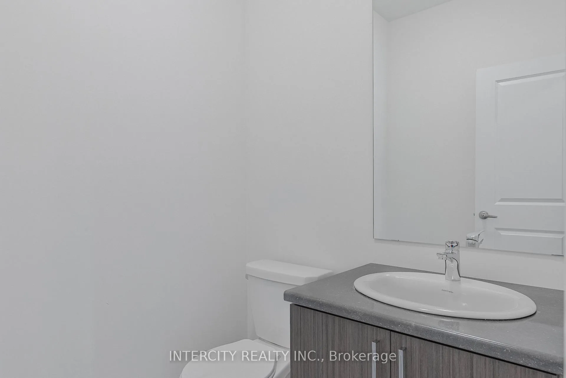 Photo 12 of 329 Quebec Street, Clearview, Stayner — HOMEH
