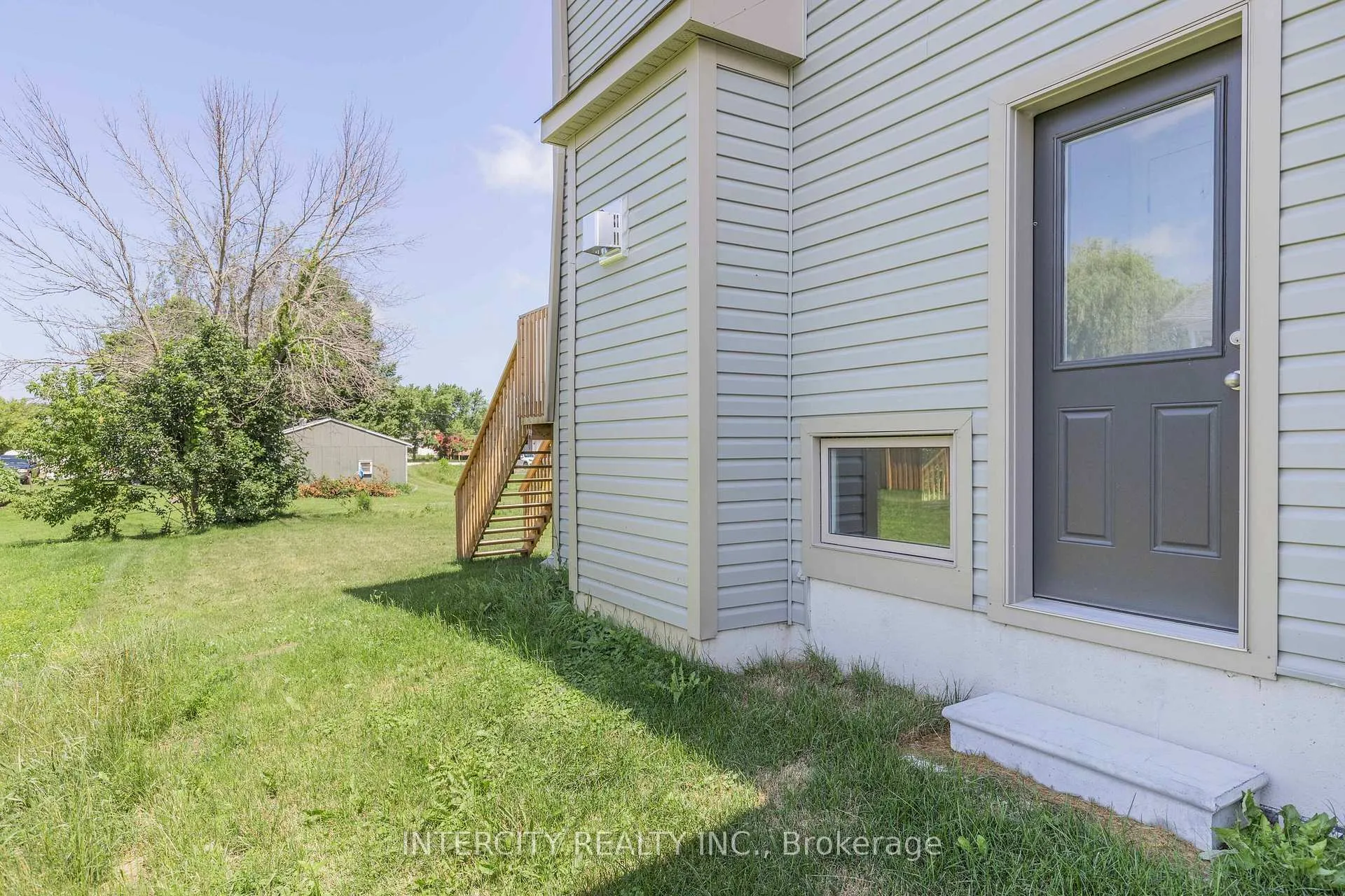 Photo 34 of 329 Quebec Street, Clearview, Stayner — HOMEH