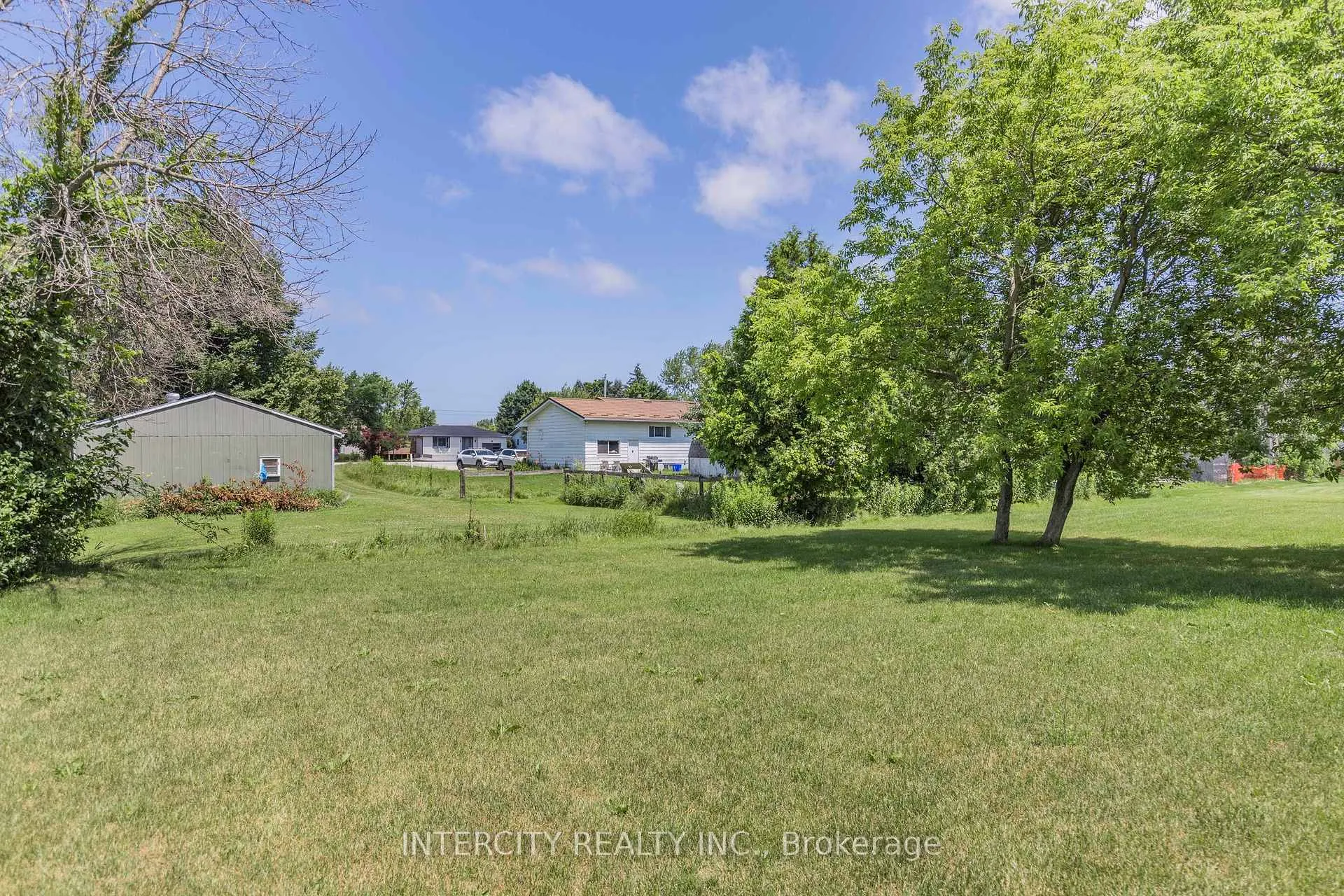 Photo 36 of 329 Quebec Street, Clearview, Stayner — HOMEH