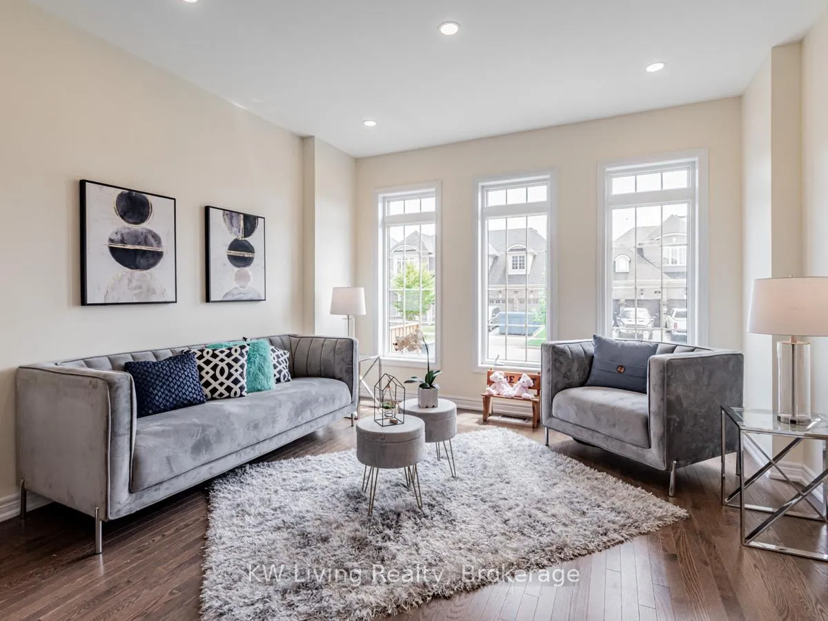 Photo 8 of 127 Copeland Crescent, Innisfil, Cookstown — HOMEH