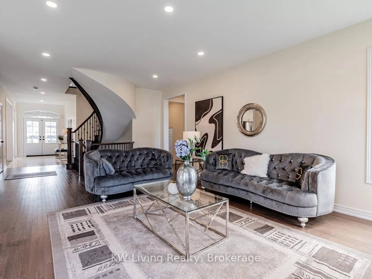Photo 19 of 127 Copeland Crescent, Innisfil, Cookstown — HOMEH