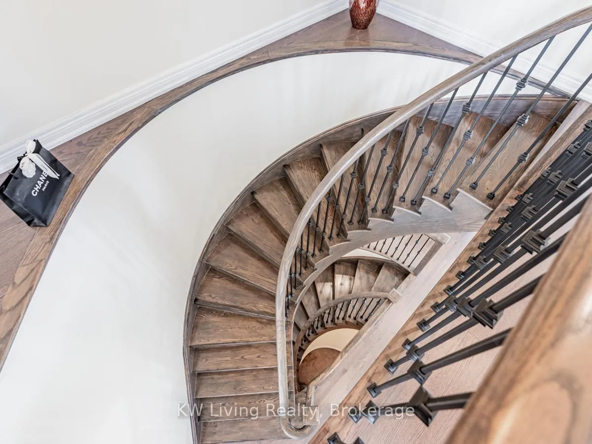 Photo 35 of 127 Copeland Crescent, Innisfil, Cookstown — HOMEH