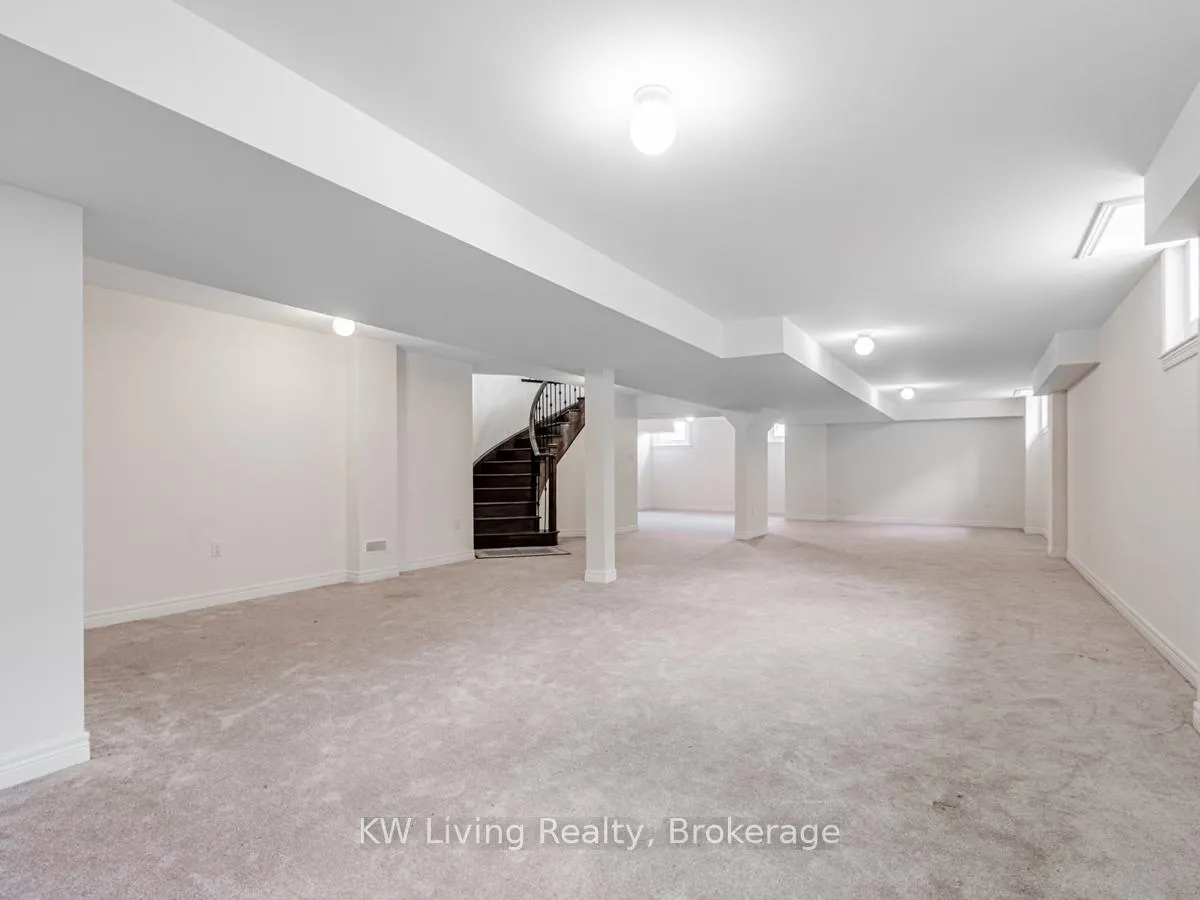 Photo 36 of 127 Copeland Crescent, Innisfil, Cookstown — HOMEH