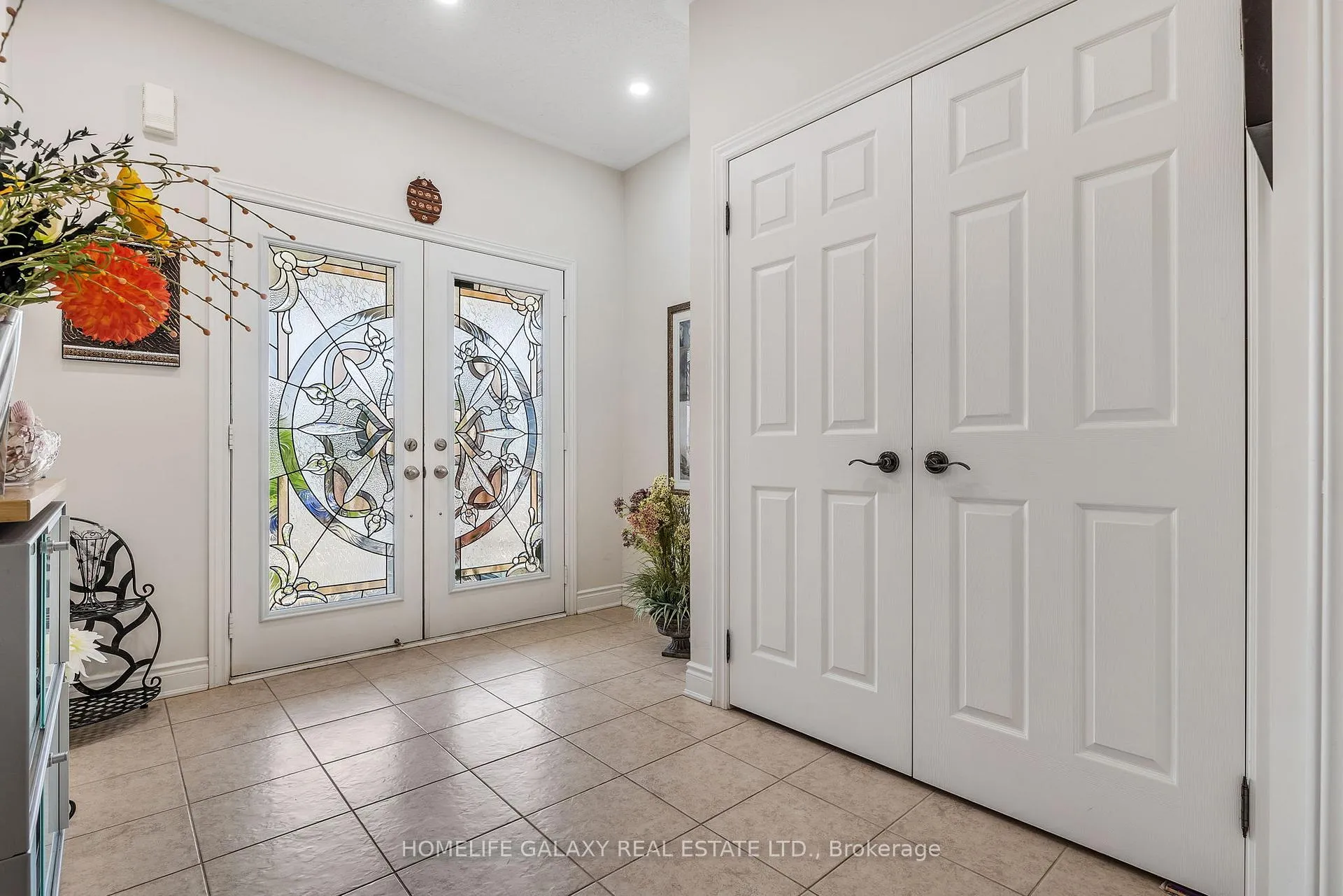 Photo 5 of 2560 Standardbred Drive E, Oshawa, Windfields — HOMEH