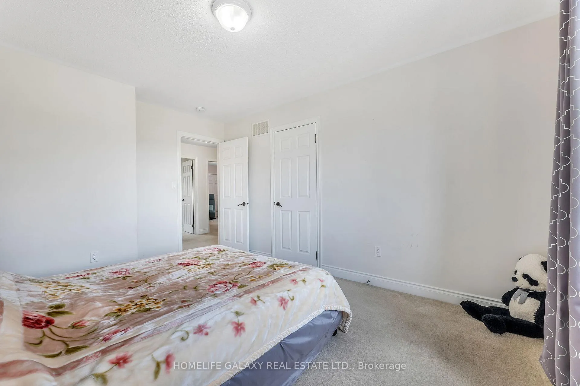 Photo 23 of 2560 Standardbred Drive E, Oshawa, Windfields — HOMEH