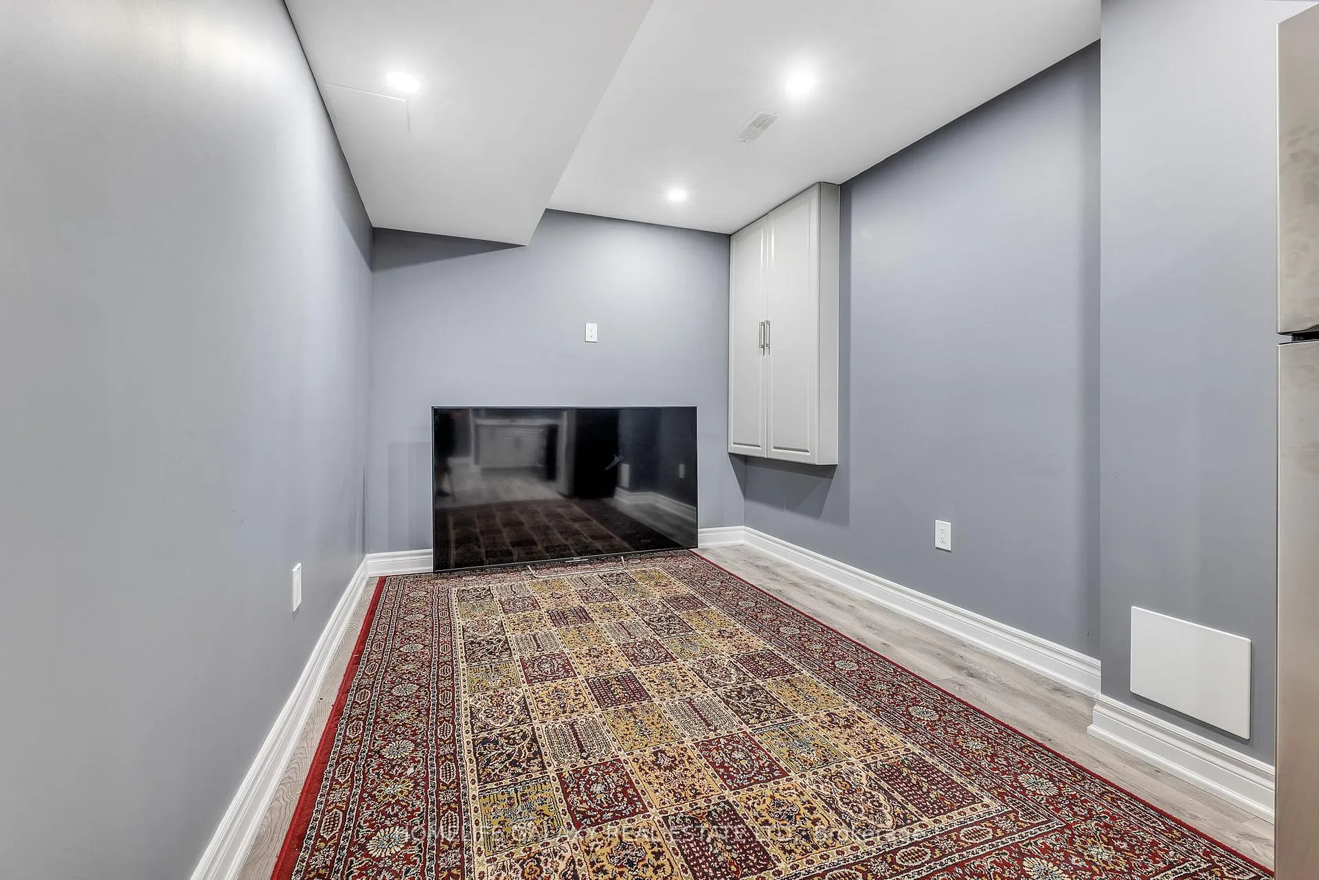 Photo 32 of 2560 Standardbred Drive E, Oshawa, Windfields — HOMEH