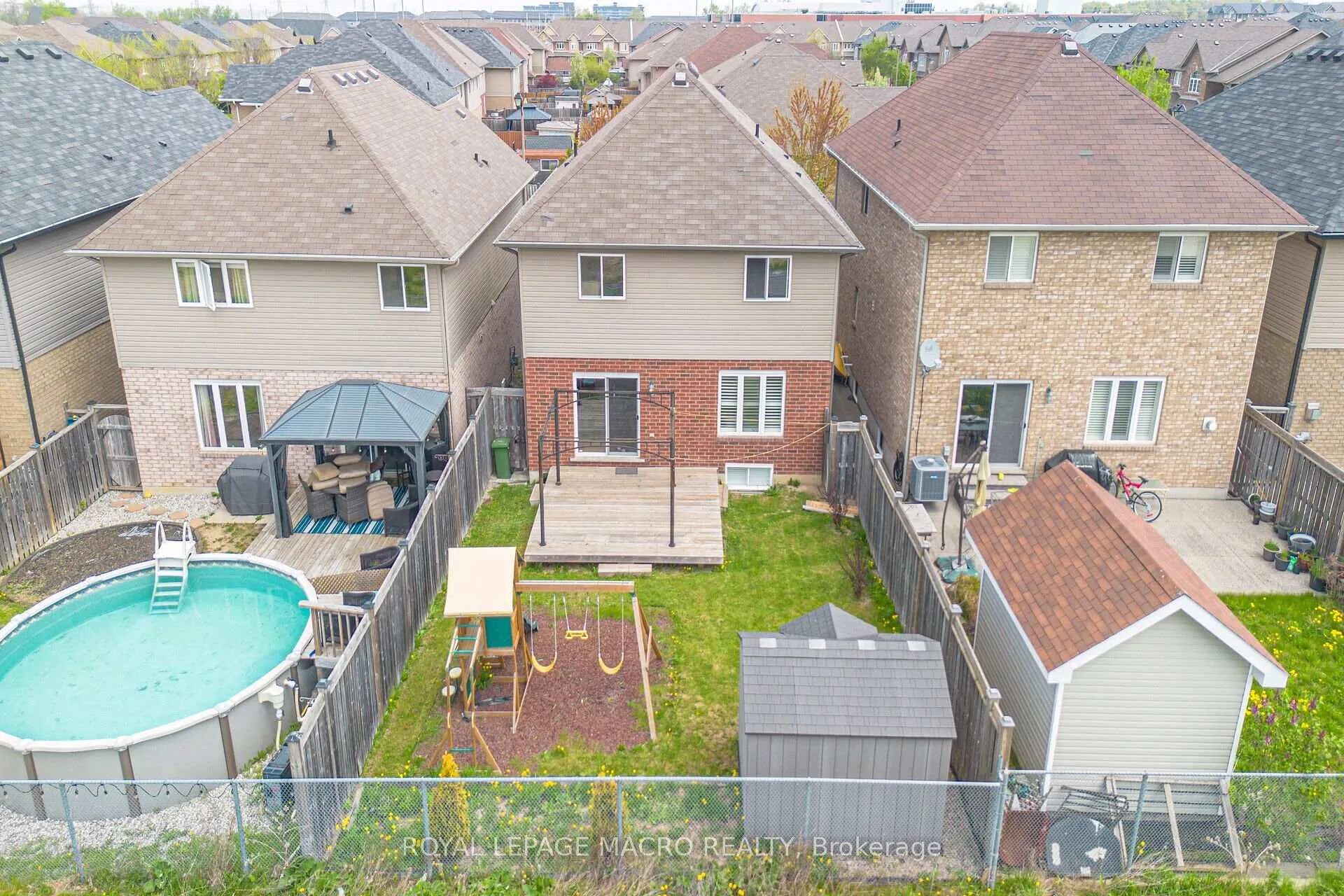 Photo 24 of 115 Pelech Crescent, Hamilton, Rural Glanbrook — HOMEH