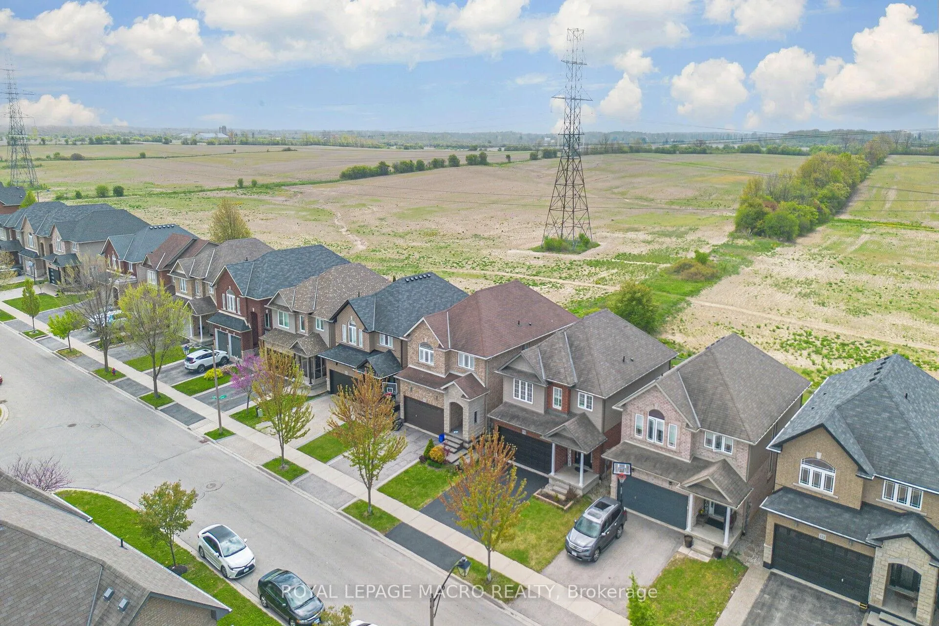 Photo 26 of 115 Pelech Crescent, Hamilton, Rural Glanbrook — HOMEH