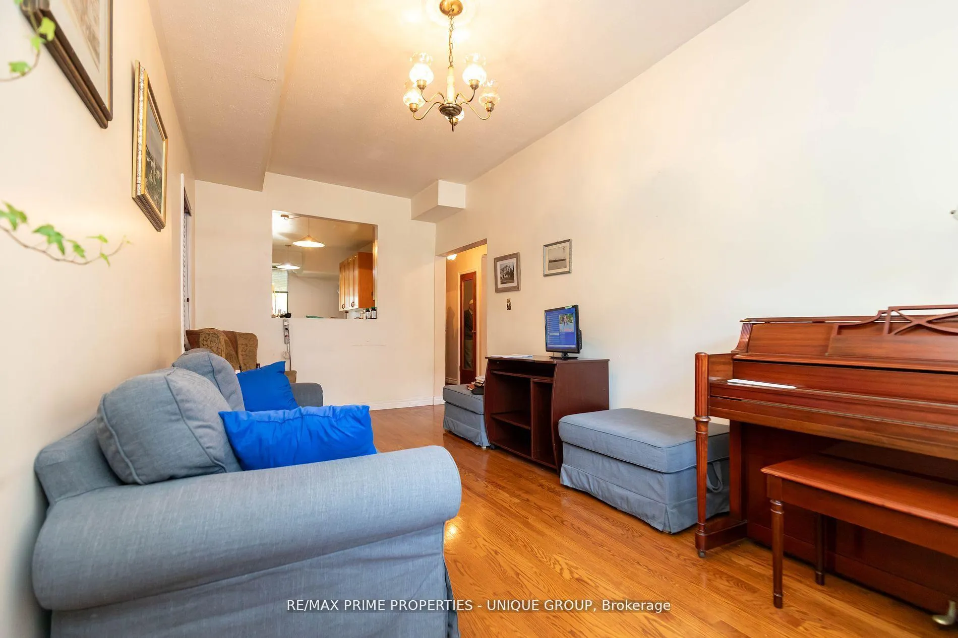 Photo 9 of 21 Cambridge Avenue, Toronto, Playter Estates-Danforth — HOMEH