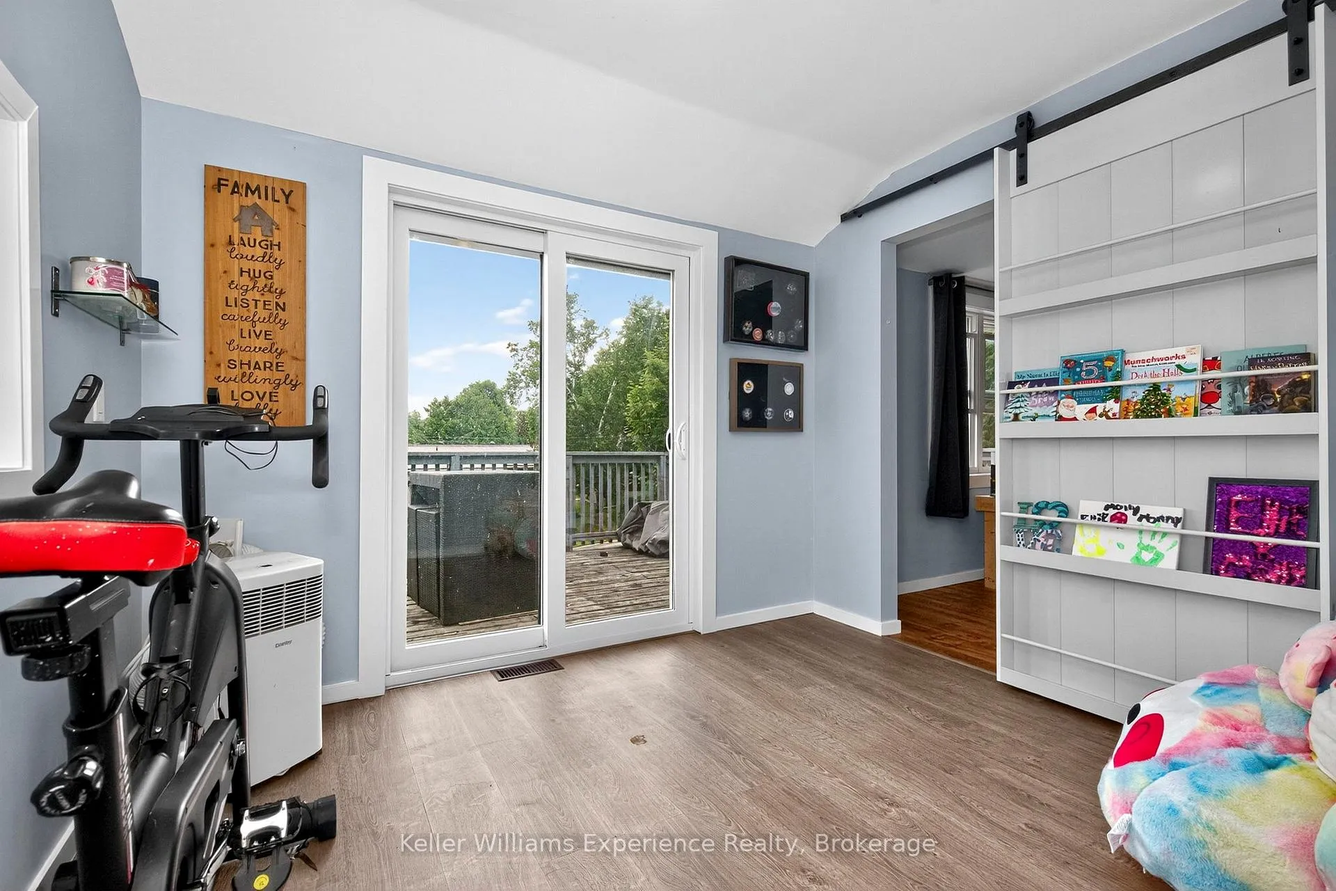 Photo 8 of 452 Broderick Street, Tay, Port McNicoll — HOMEH
