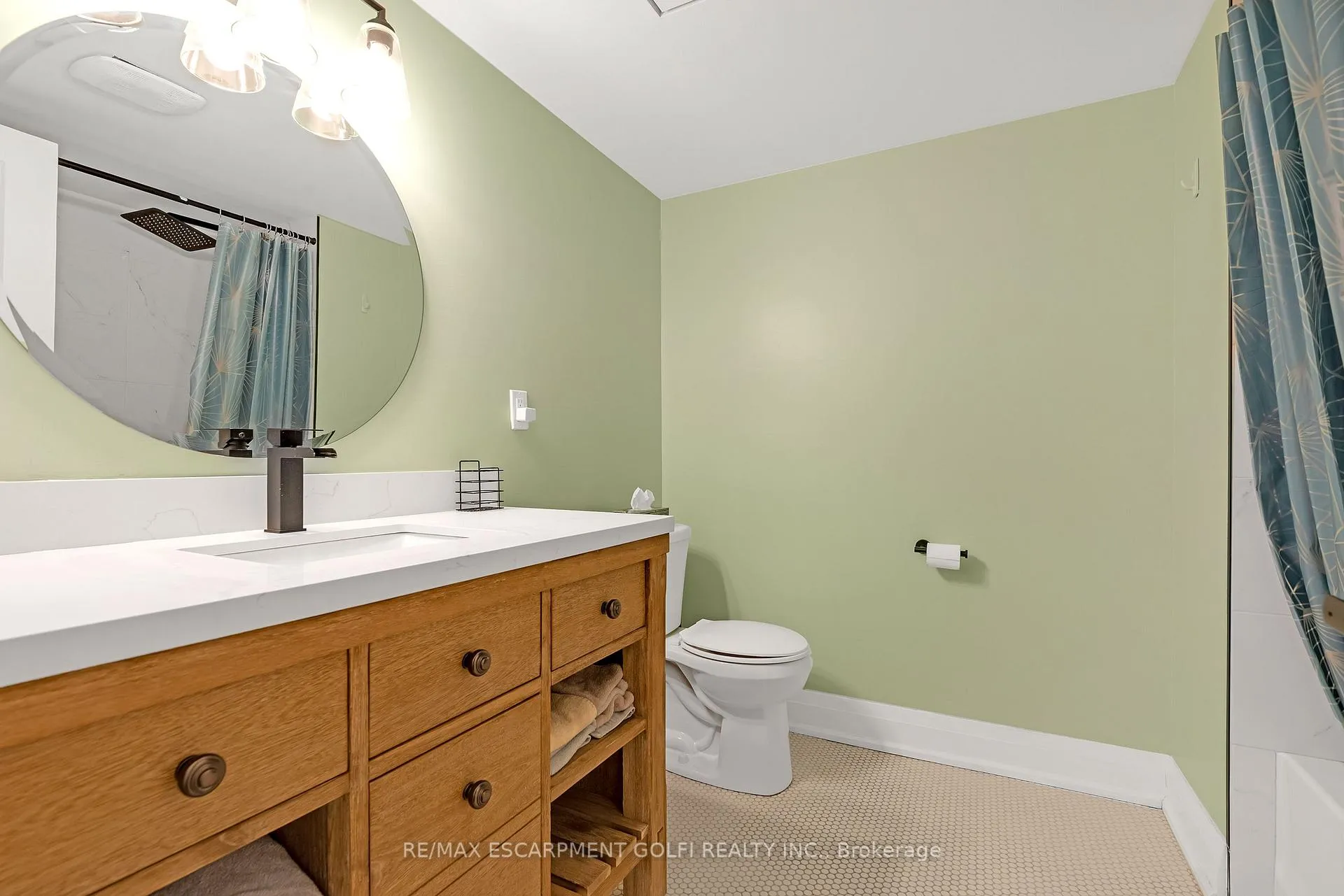 Photo 31 of 64 Hildegard Drive, Hamilton, Gershome — HOMEH