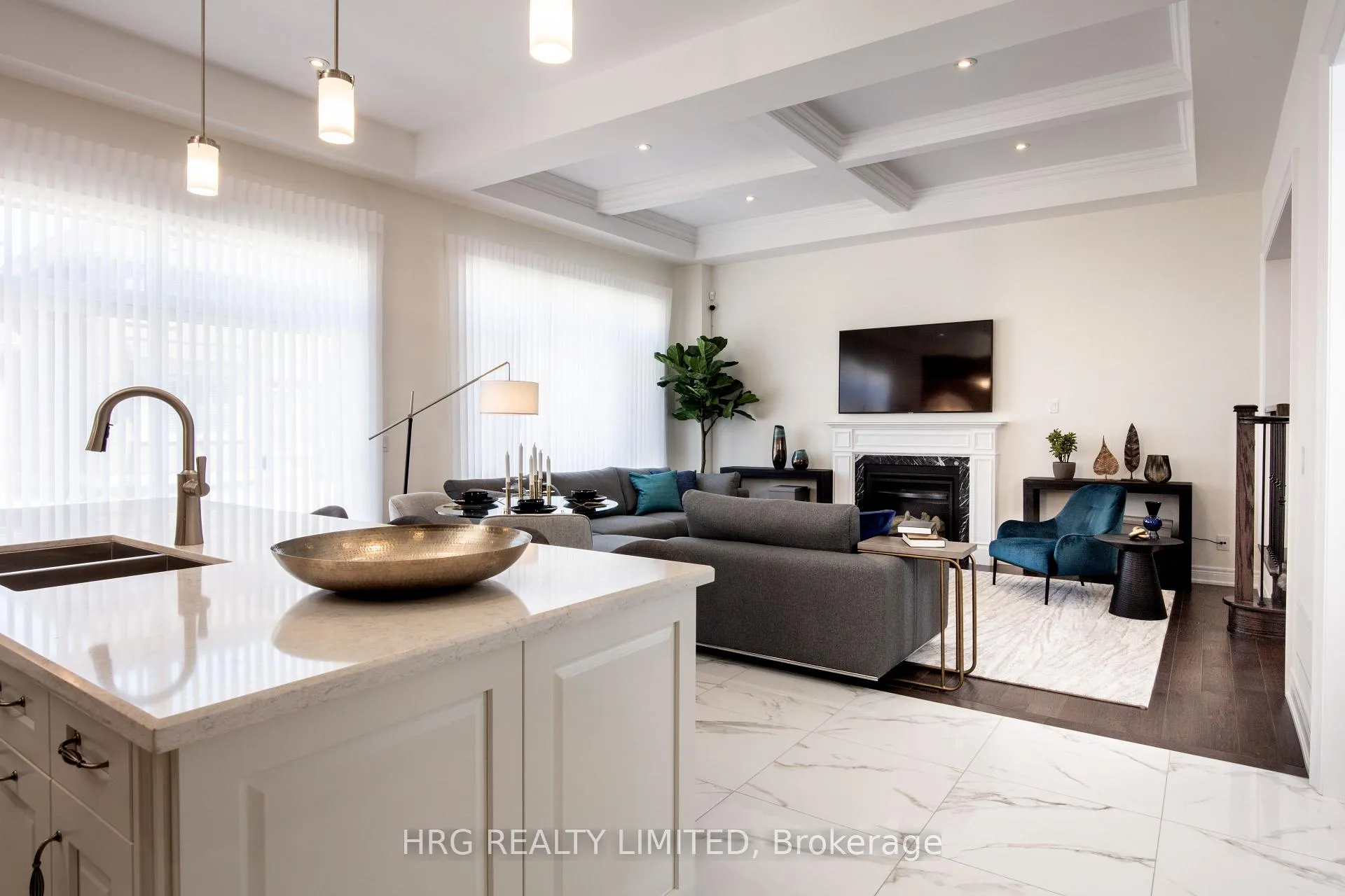Photo 4 of 18 Brabin Circle, Whitby, Williamsburg — HOMEH