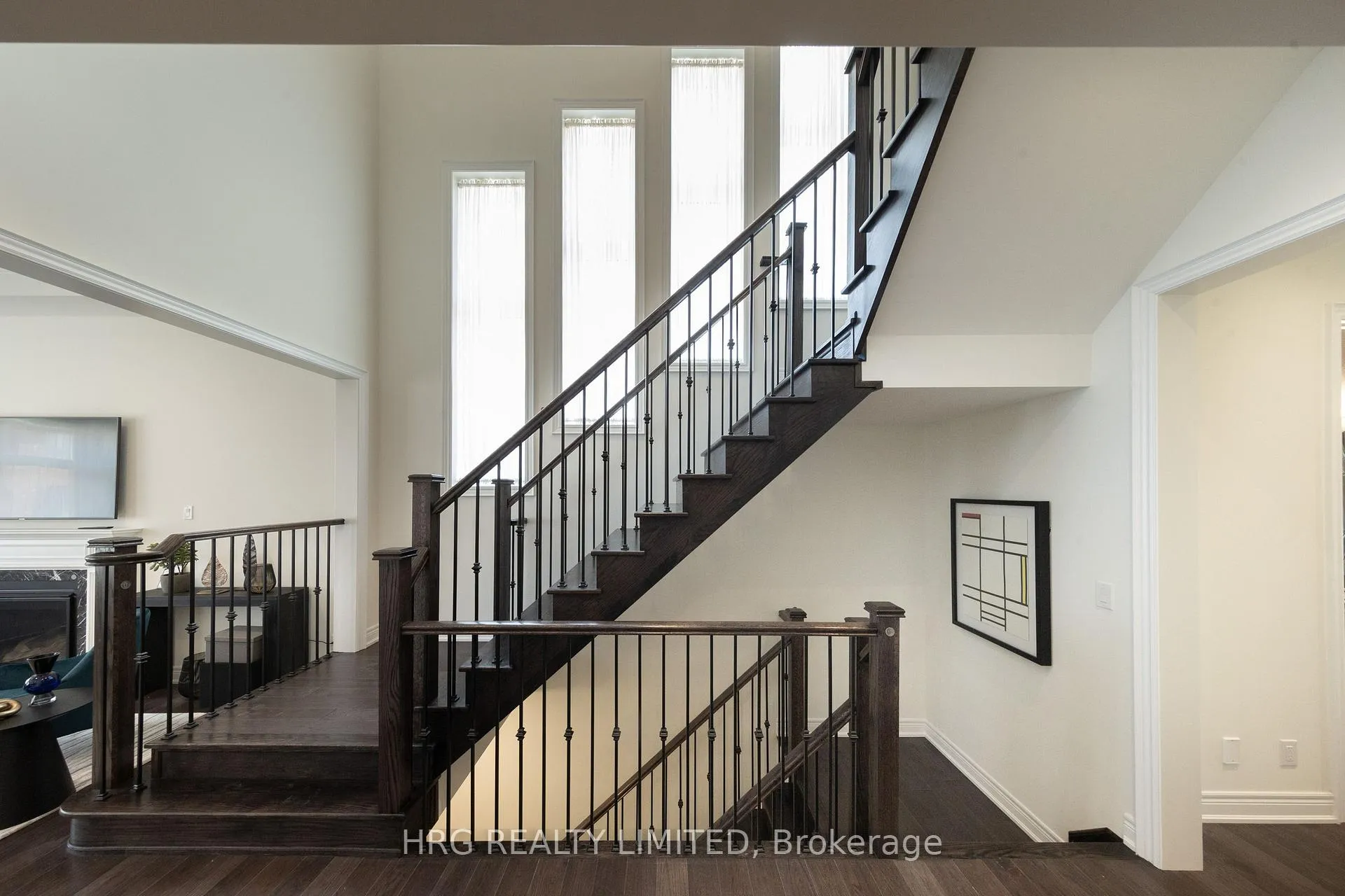Photo 5 of 18 Brabin Circle, Whitby, Williamsburg — HOMEH