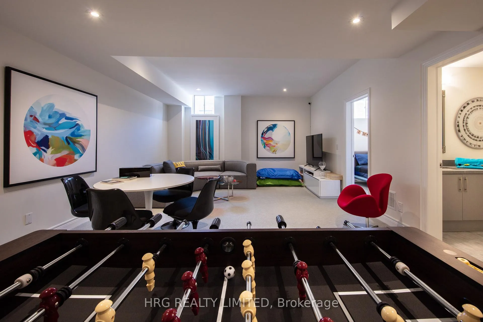 Photo 13 of 18 Brabin Circle, Whitby, Williamsburg — HOMEH