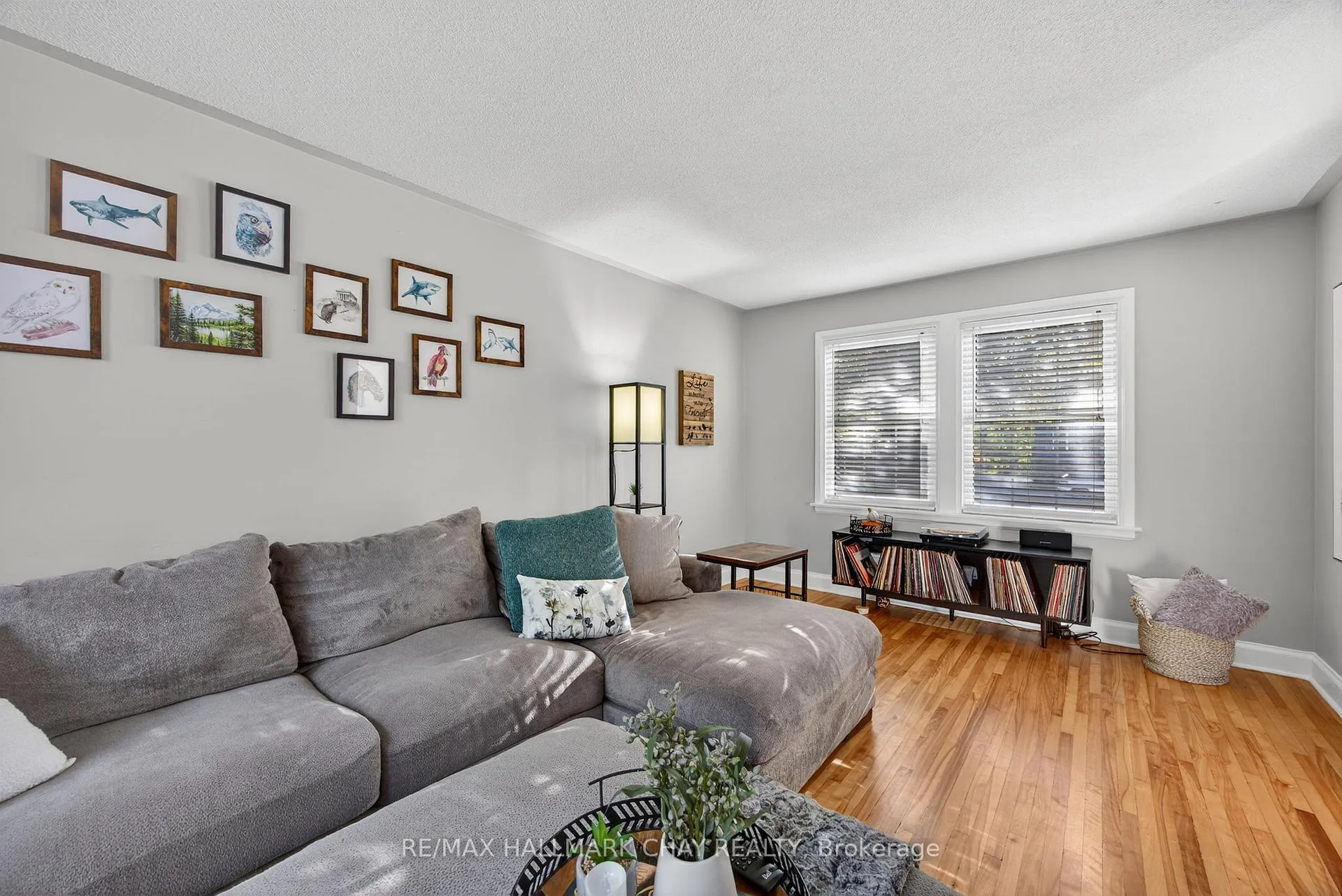 Photo 11 of 107 Peel Street, Barrie, Wellington — HOMEH