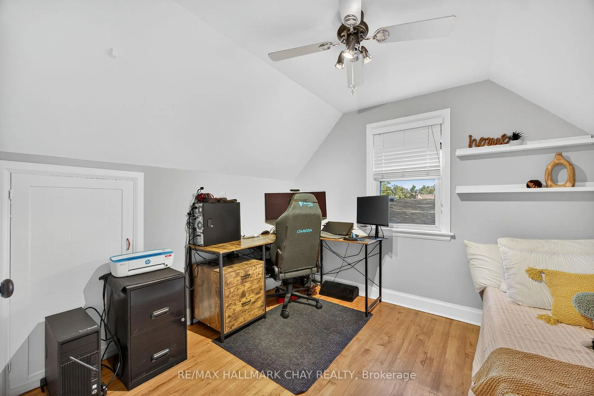 Photo 23 of 107 Peel Street, Barrie, Wellington — HOMEH
