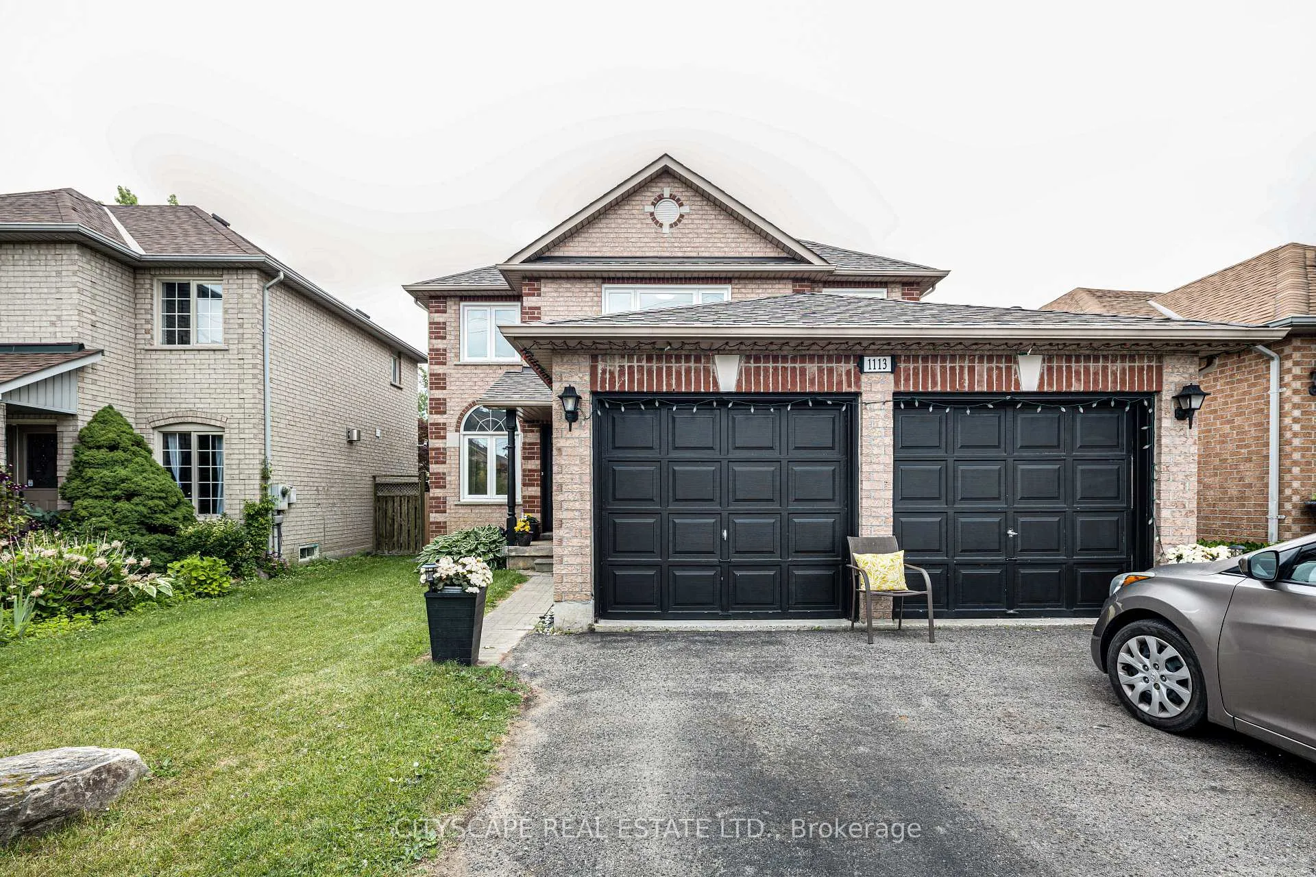 Photo 3 of 1113 Gossamer Drive, Pickering, Liverpool — HOMEH