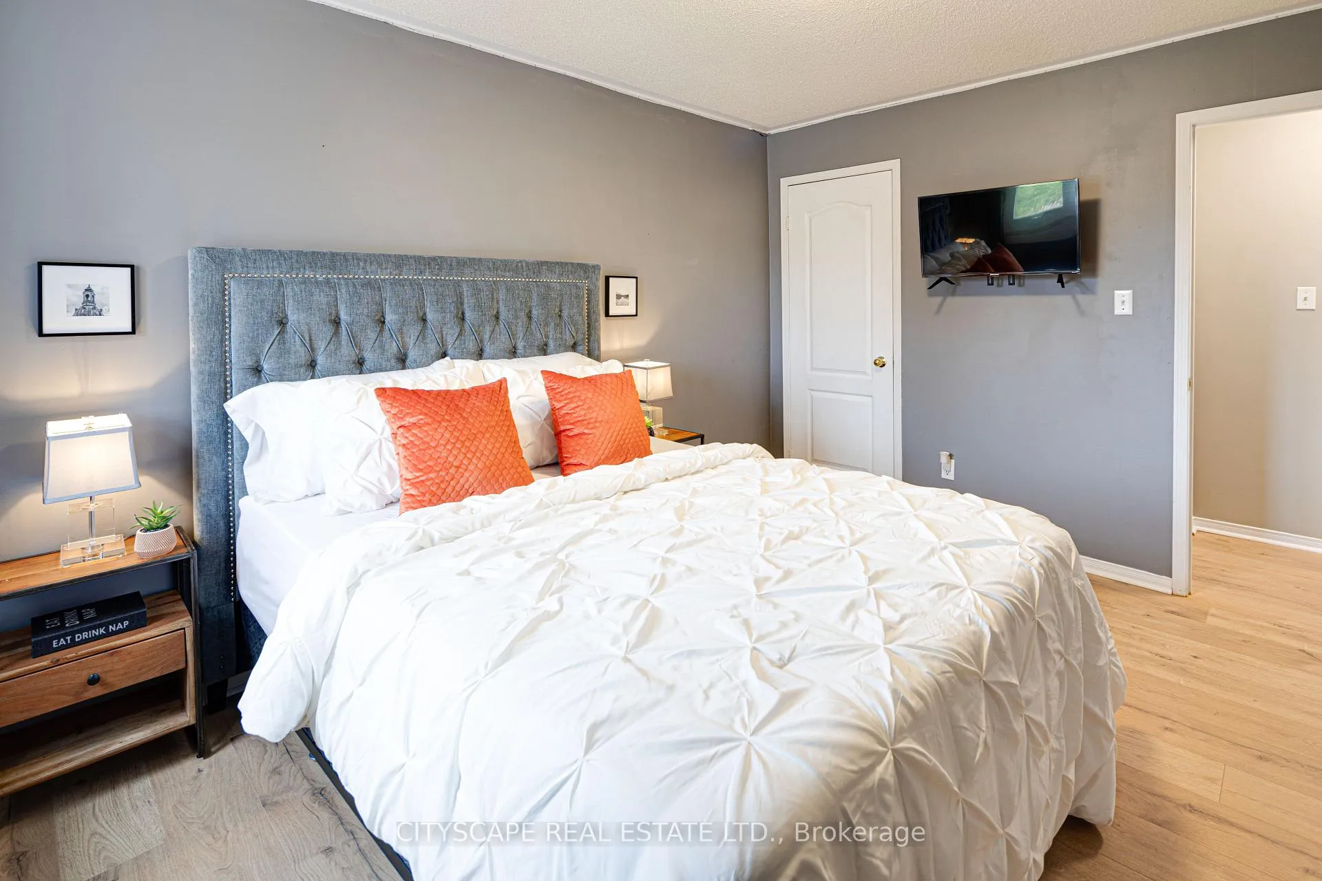 Photo 34 of 1113 Gossamer Drive, Pickering, Liverpool — HOMEH