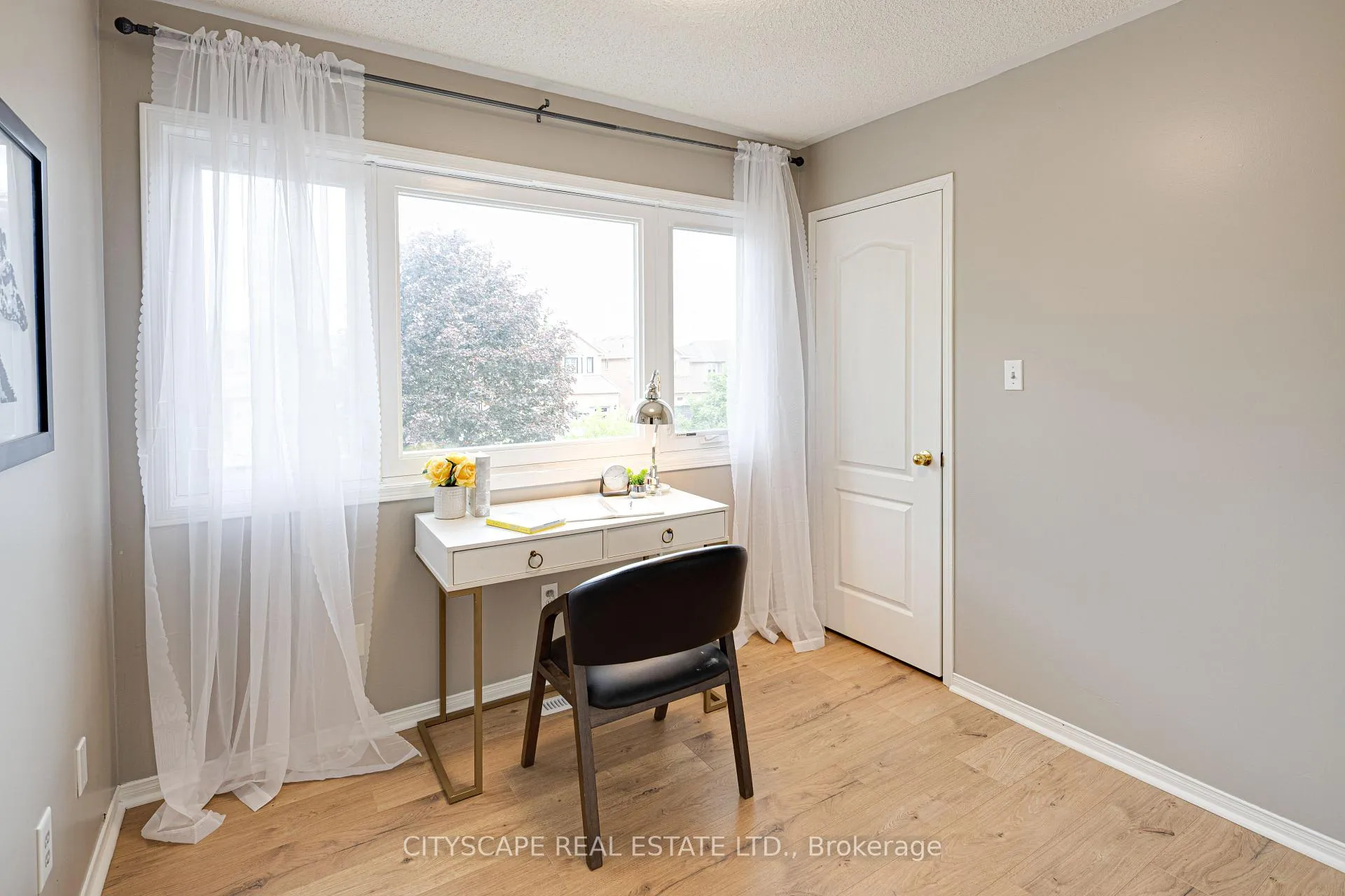 Photo 37 of 1113 Gossamer Drive, Pickering, Liverpool — HOMEH
